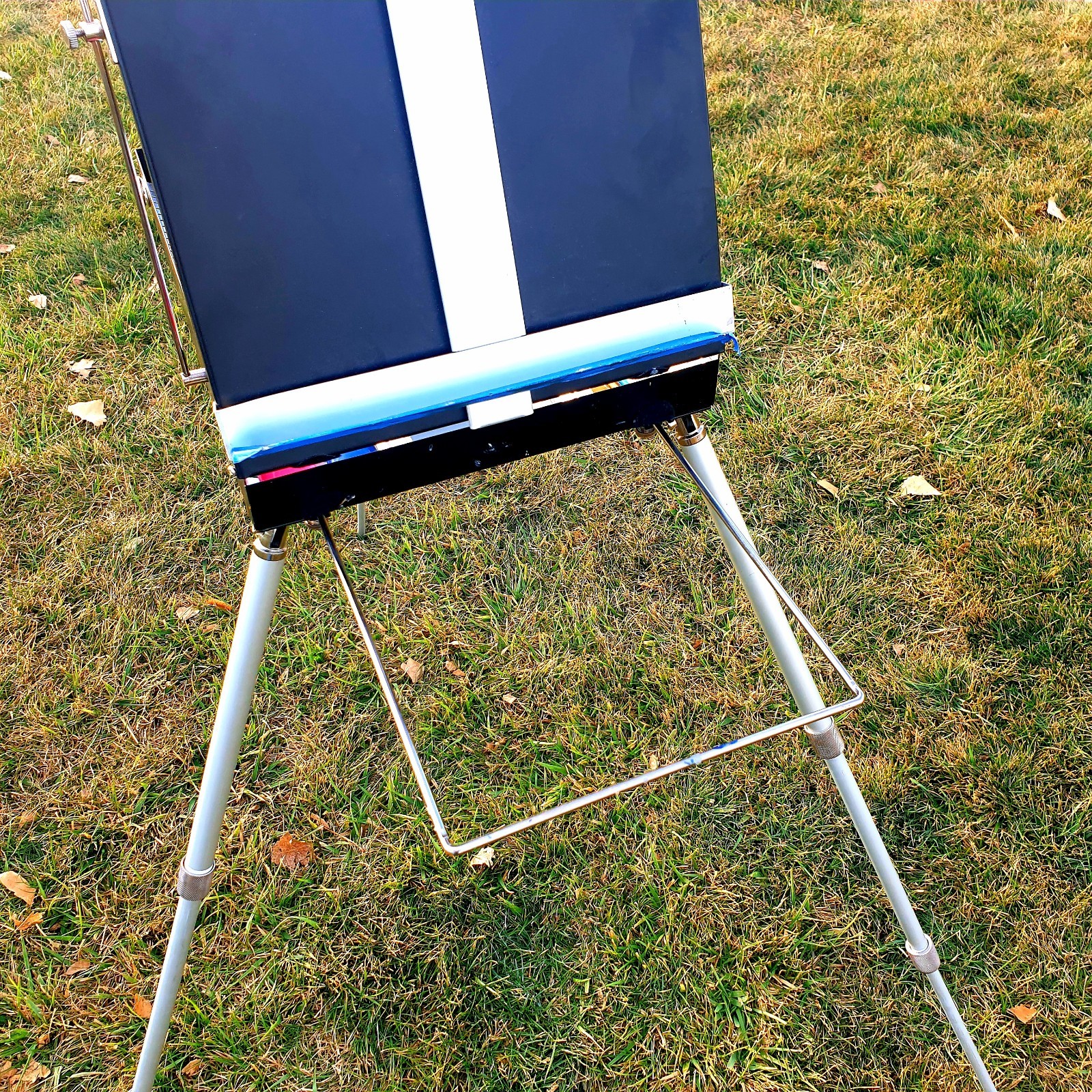 PORTABLE ARTIST EASEL - FULLY ADJUSTABLE STURDY ALUMINUM GREAT CONDITION - ROLFS