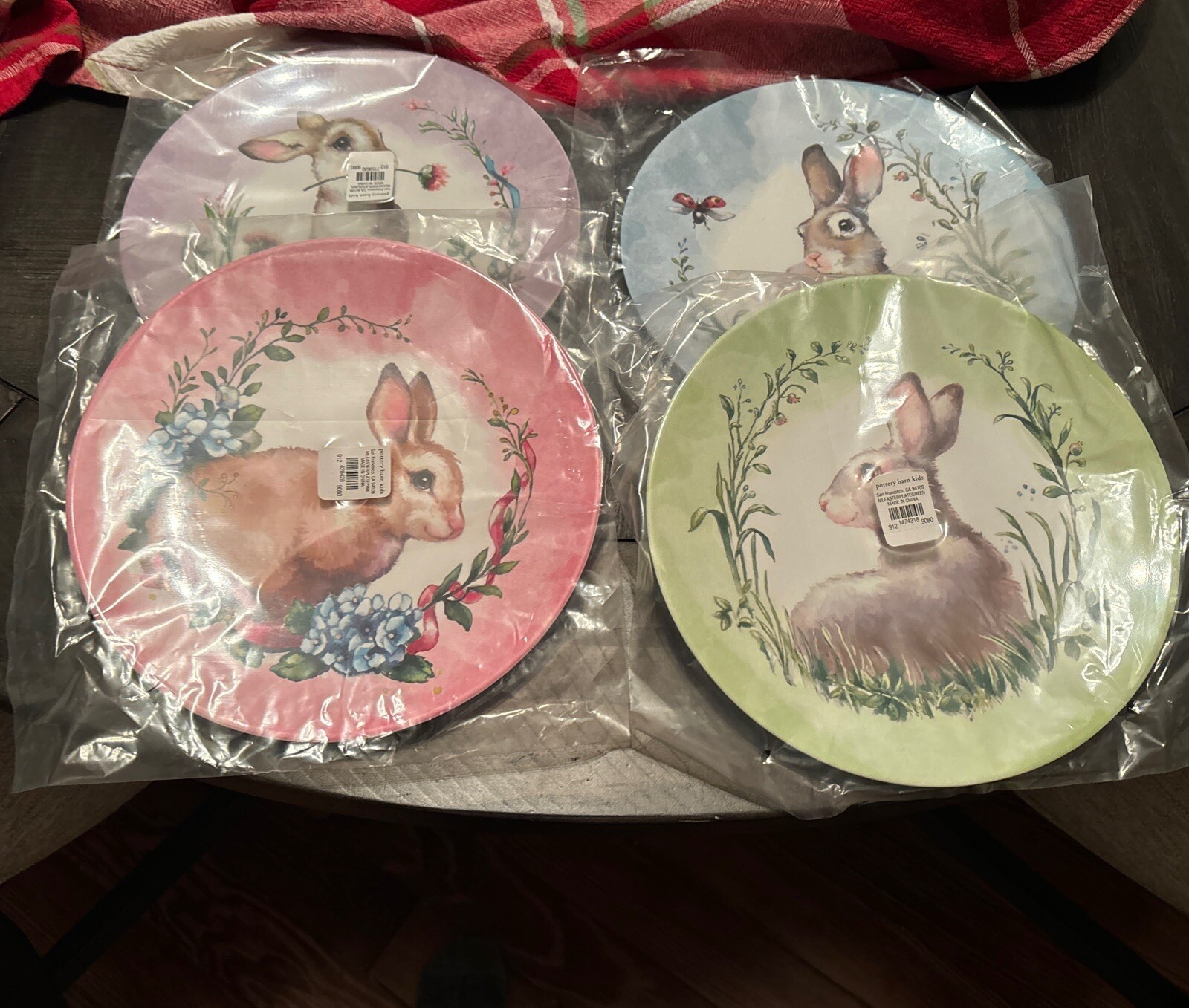 Pottery Barn Disney PLATE Rabbit Easter 🐣 holiday Party gift BUNNY Love SET 4 !