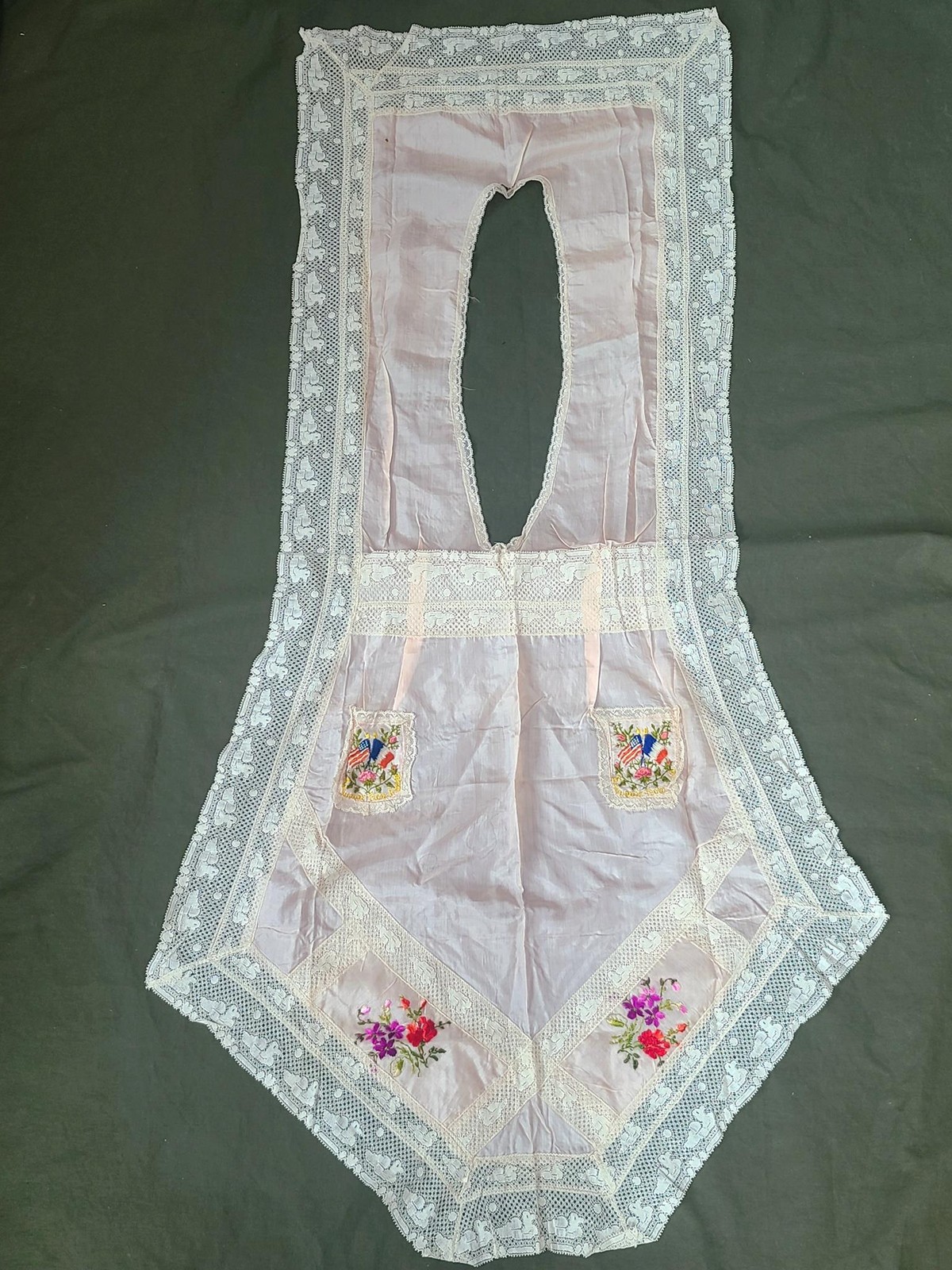 WWI Souvenir of France Silk Apron Allies Liberation Sweetheart Lace Duck Vintage