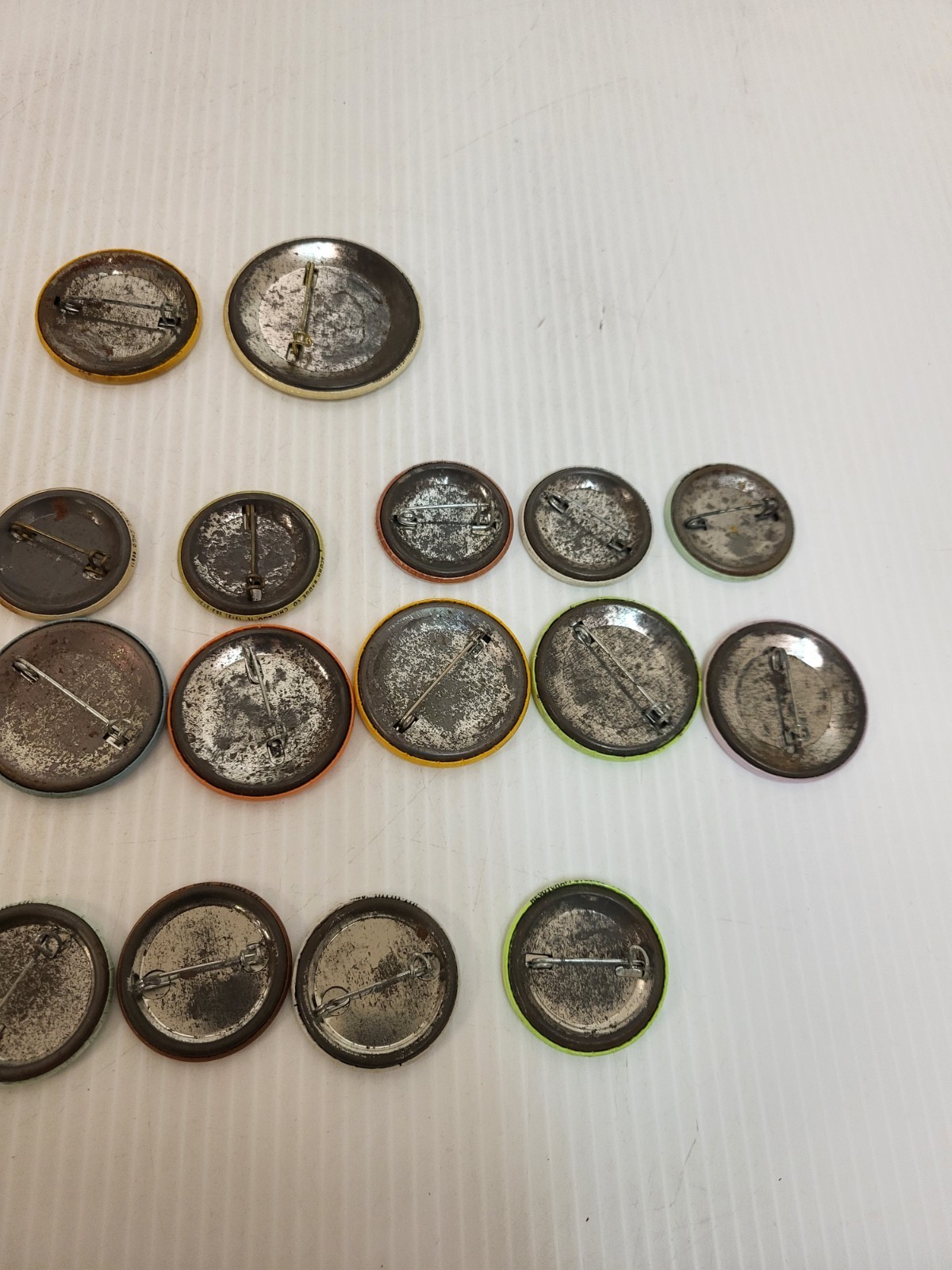 Group Of 25 Michigan Bow Hunters Buttons 80s And 90s