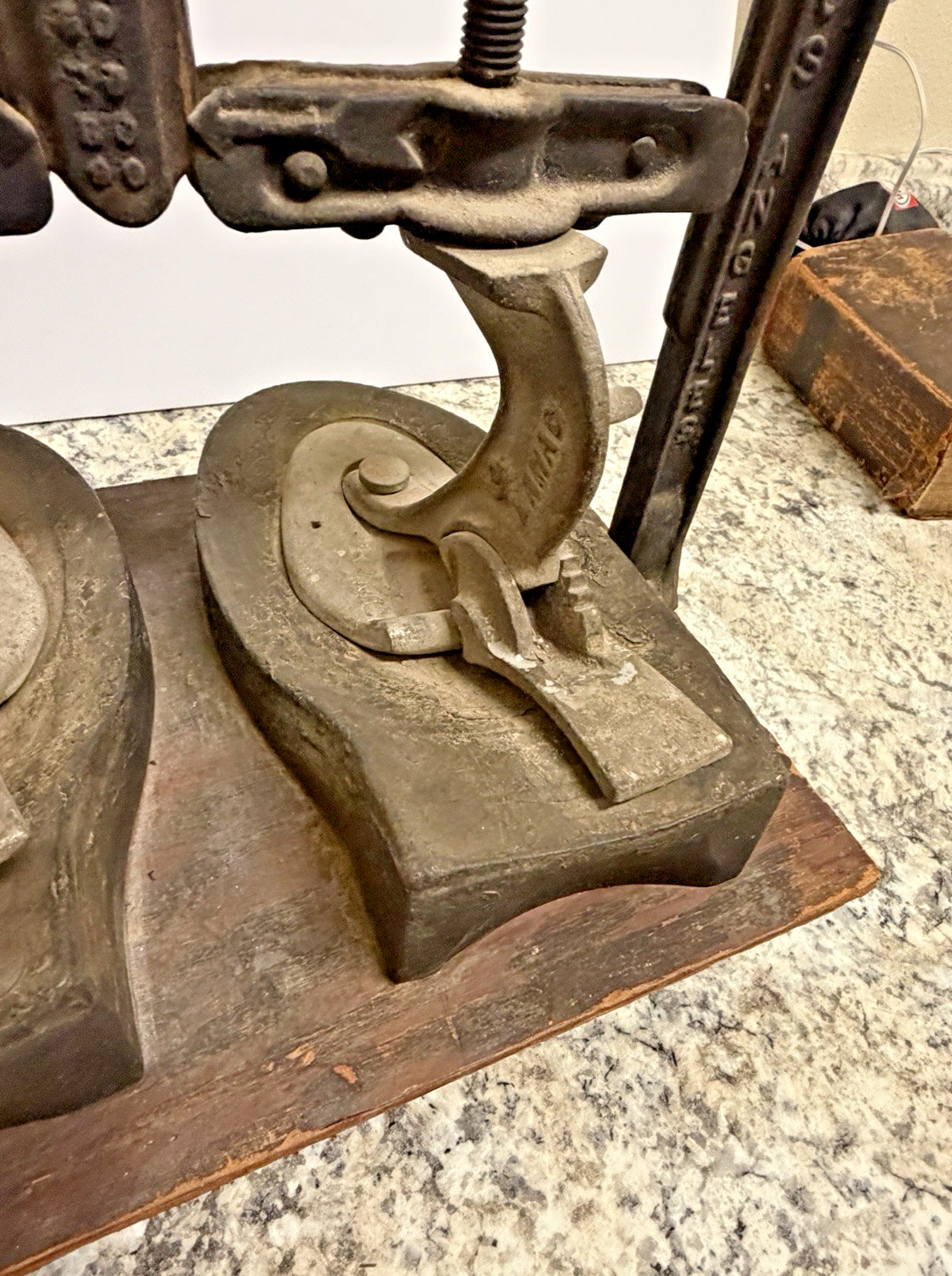 Antique Cast Iron Shoe Form Mold Press Cobbler Repair CL HUNTOON LOS ANGELES