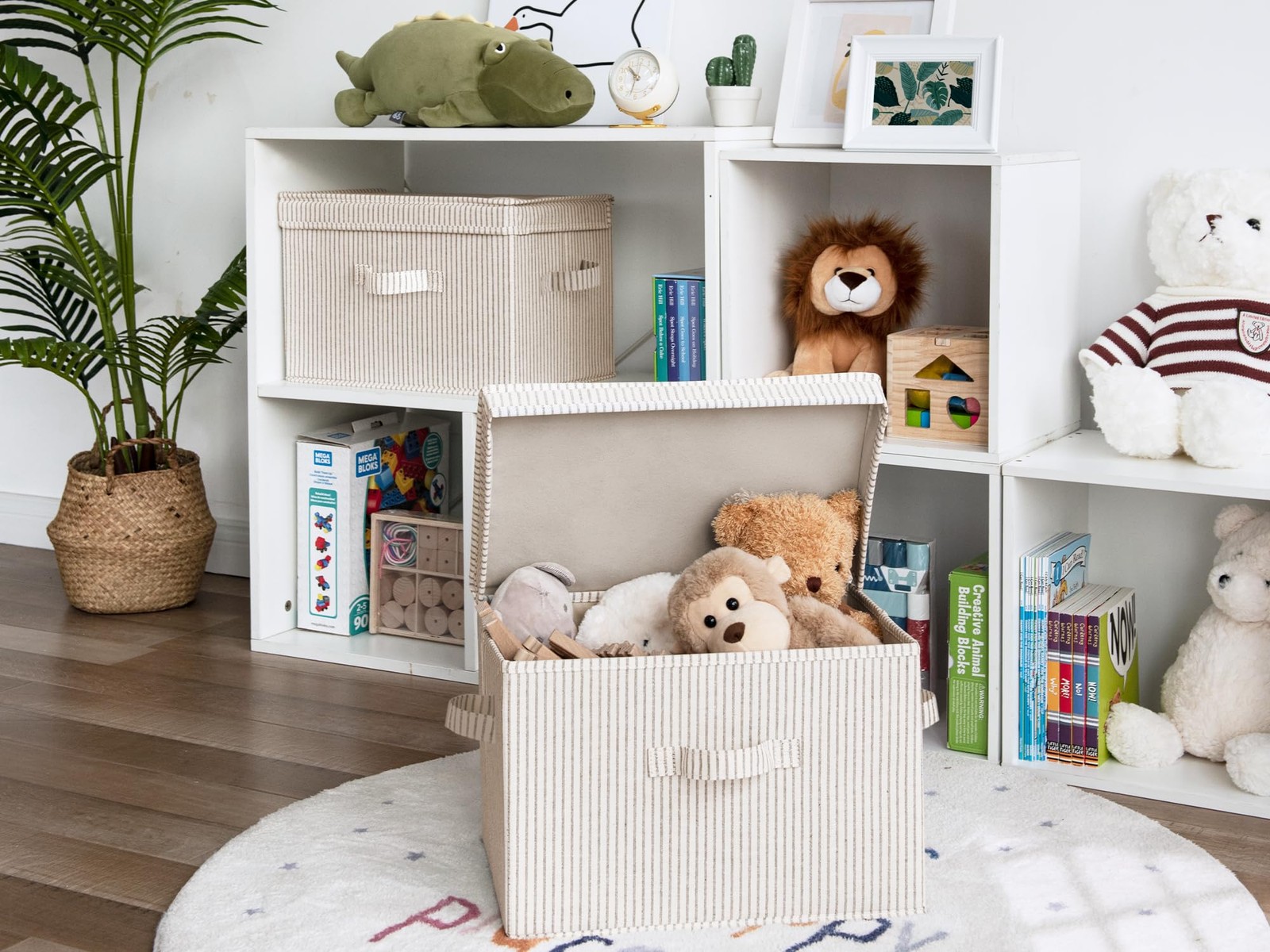 StorageWorks Decorative Storage Boxes, Storage Basket with Lid and Handles, Gray