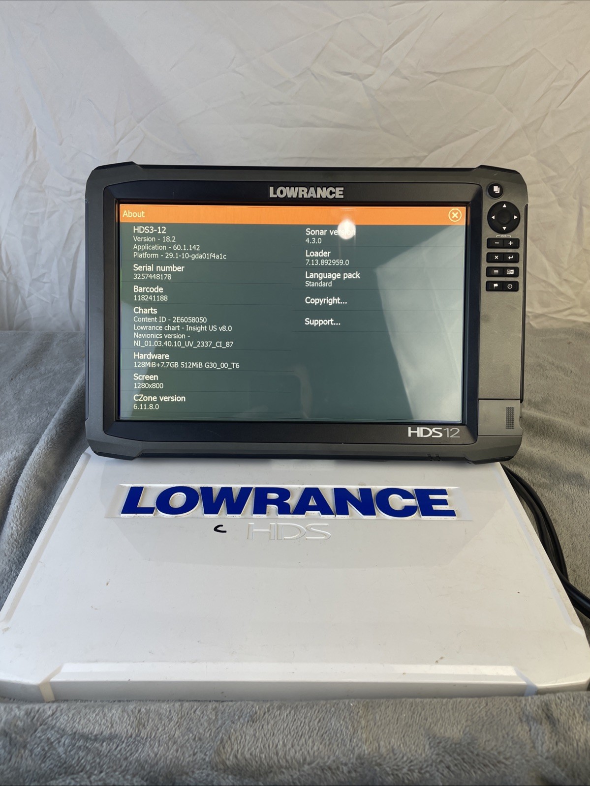 Lowrance HDS 12 Gen 3 Depth Finder With Mount And Suncover Tested And Working