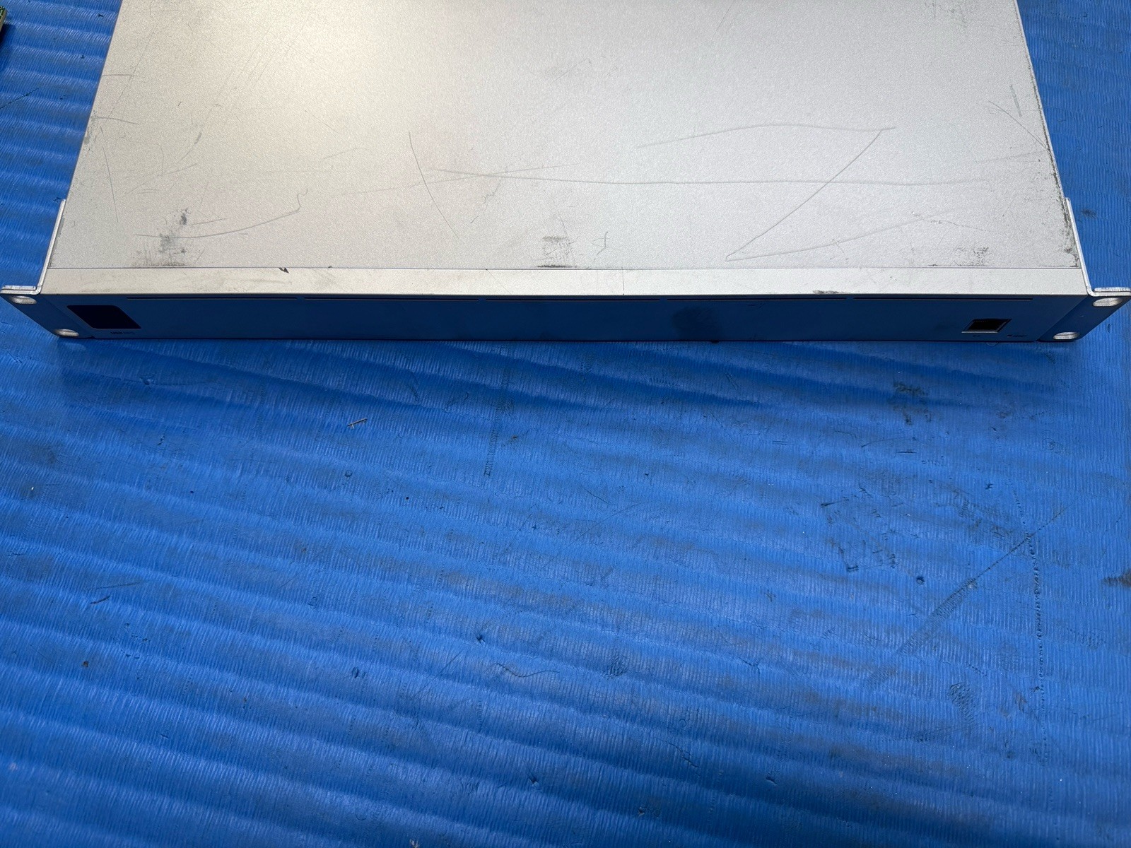 Ubiquiti UniFi Power Backup | Redundant Power System | USP-RPS