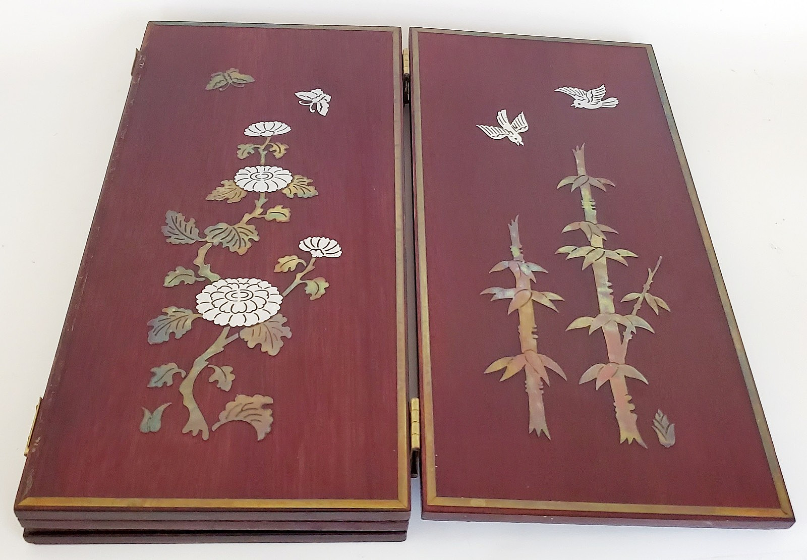 VTG JAPANESE RED LACQUER QUARTER FOLD TABLE SCREEN PANEL SILVER INLAY CHARACTERS