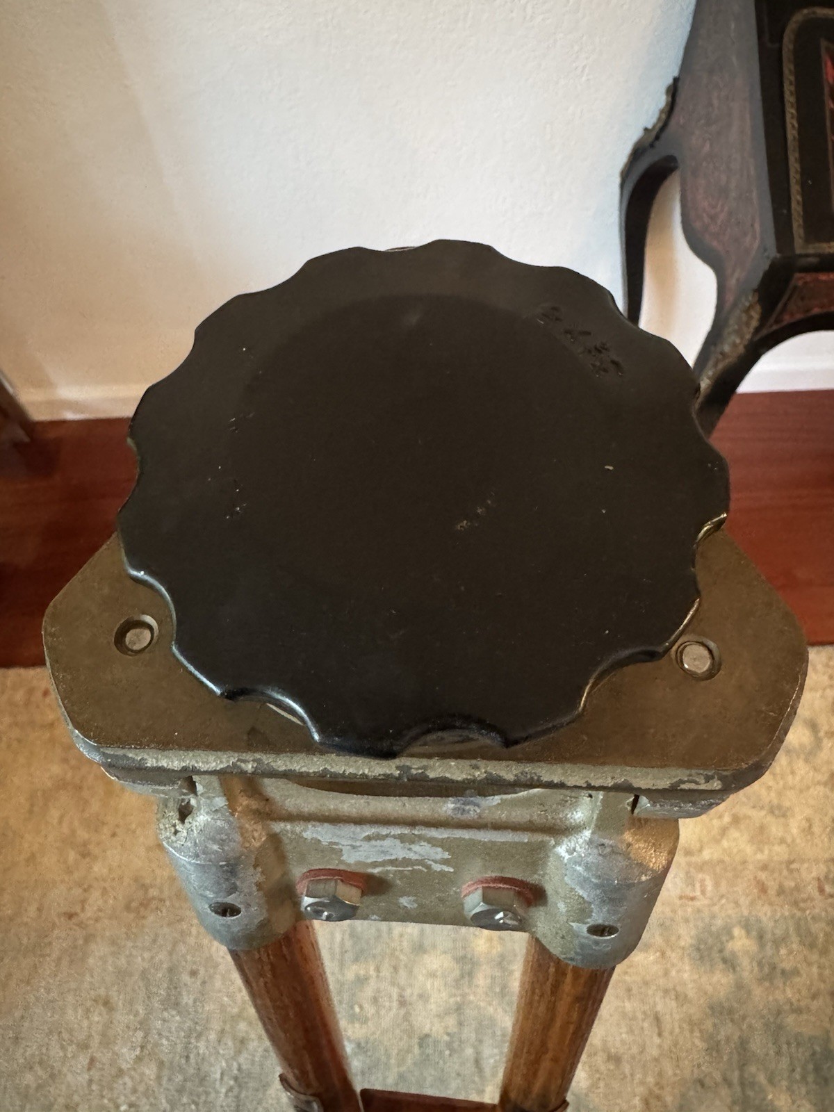 Vintage Heerbrugg WILD T1A Theodolite Survey Level Transit Tool Case & Oak Stand