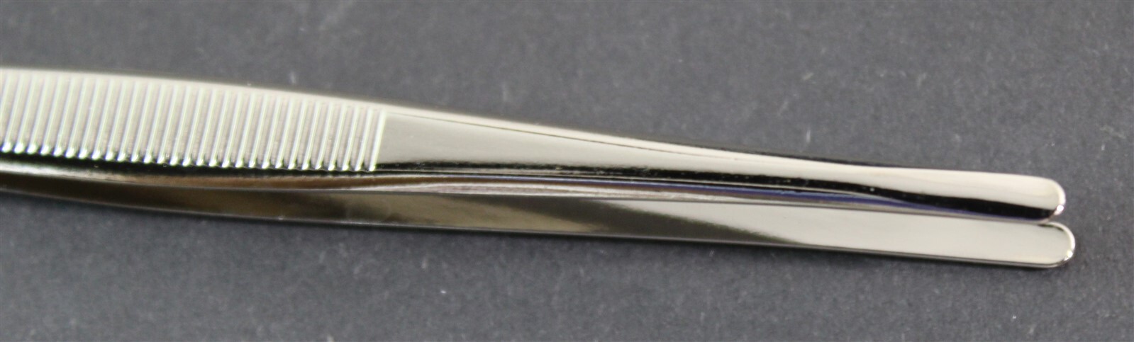 CKStamps: Showgard Stamp Tong #901 Point Tip 4 5/8" Long Tweezers W/Plastic Case