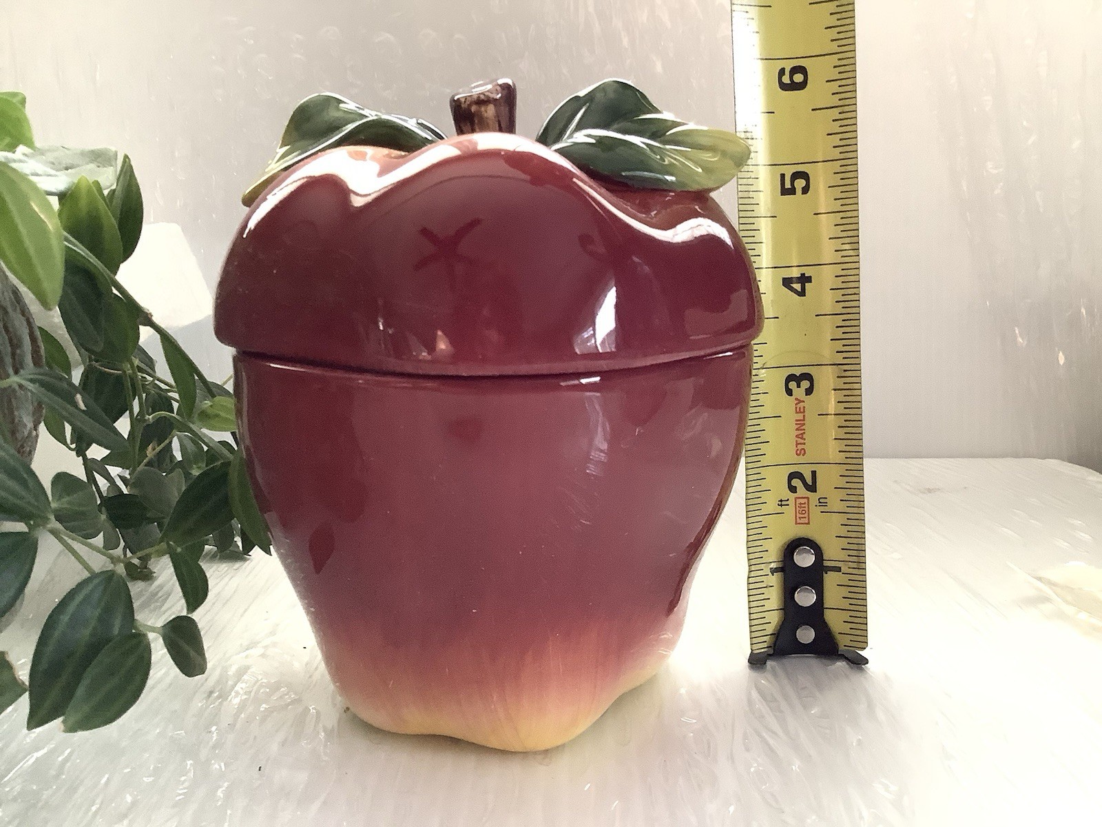 Ceramic Apple Cookie Jar Canister w Lid Red Kitchen Decor 6” New In Box