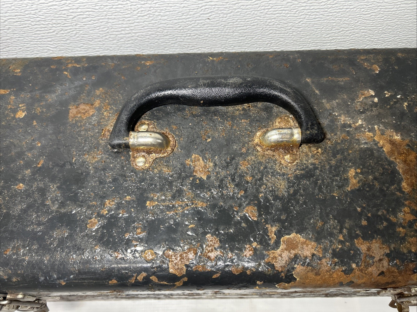 Vintage Sears Craftsman Gray Metal Tool Box Nice Patina 20”L x 8”W x 9"H w/Tray