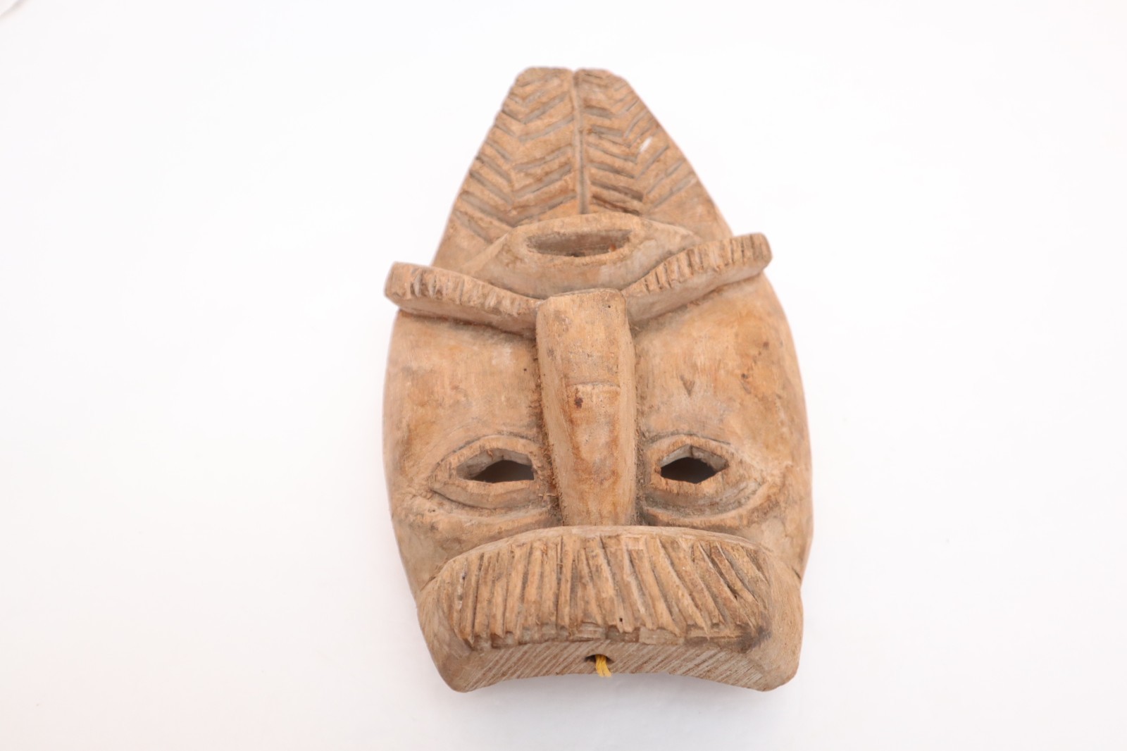 ATQ Guatemalan folks art Hand Carving Wood Mask Mayan Conquest Dancing Mask 8.75