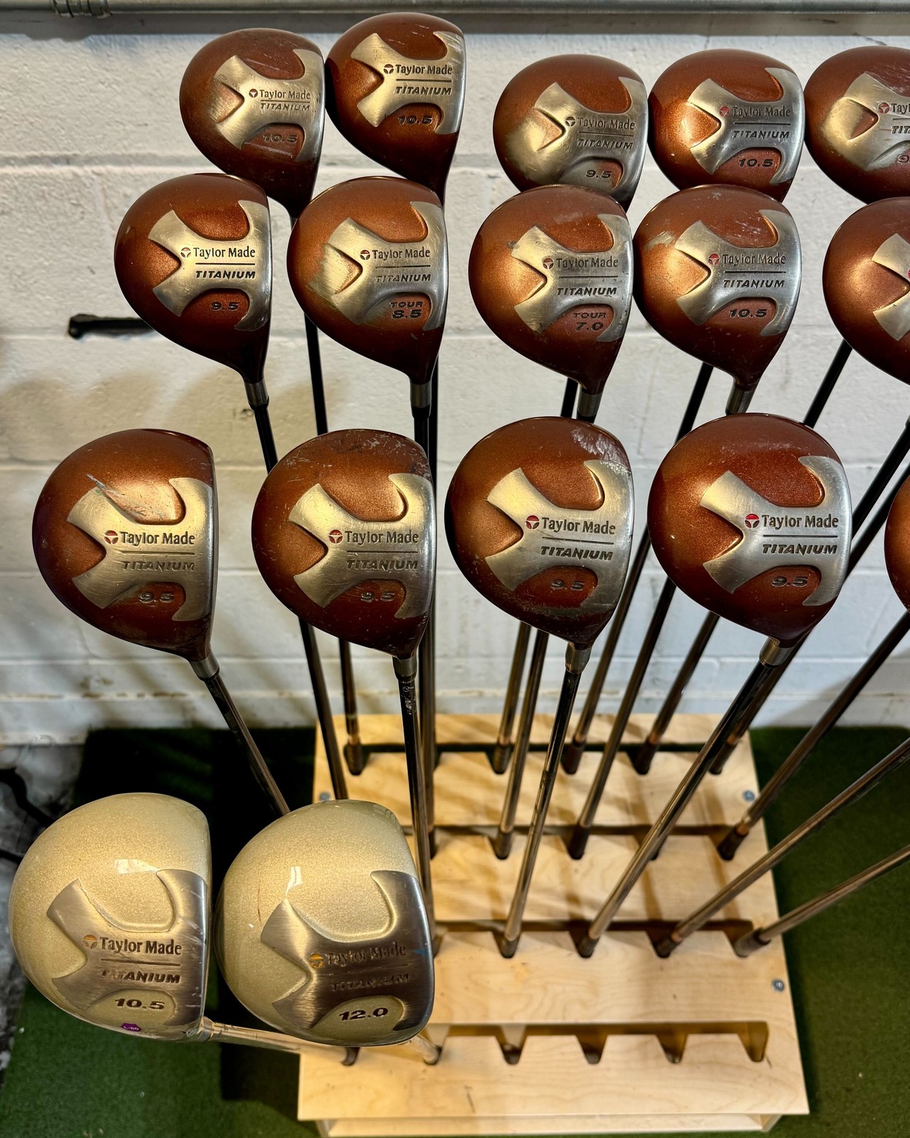 Wholesale Lot of 20 Golf Clubs - TaylorMade Drivers