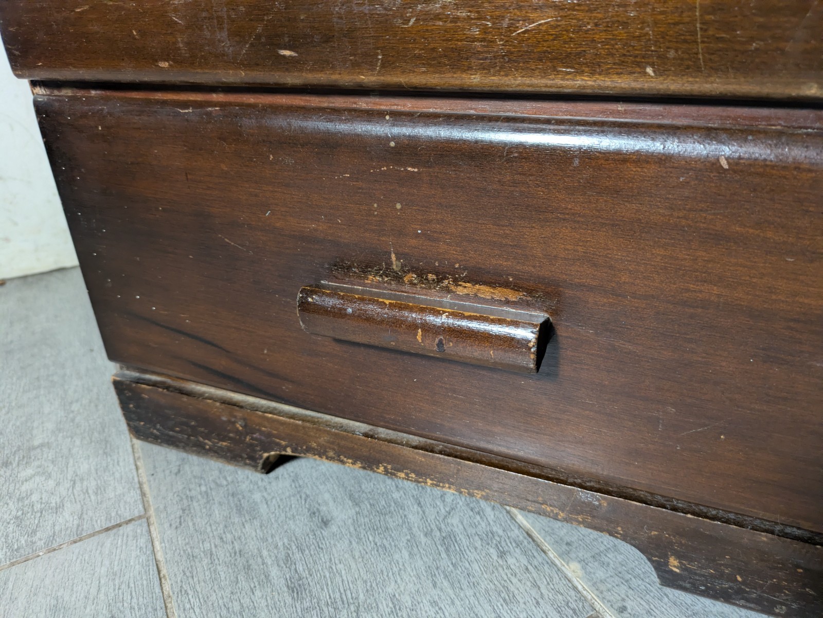 Vintage Art Deco Wood 5-Drawer Narrow Tallboy Dresser Lingerie Chest Cabinet N23