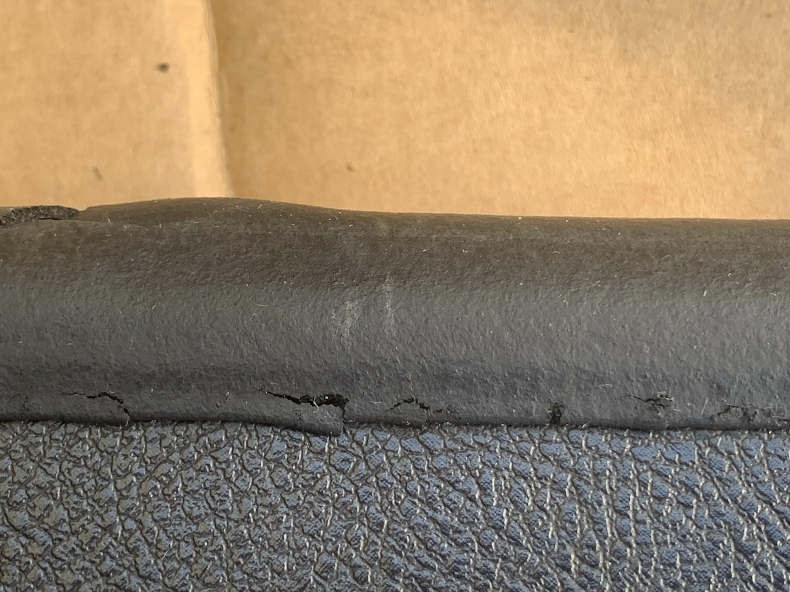 2006-2009 OEM Pontiac G6 Convertible Top Tonneau Cover Rear Boot Lid -chipped