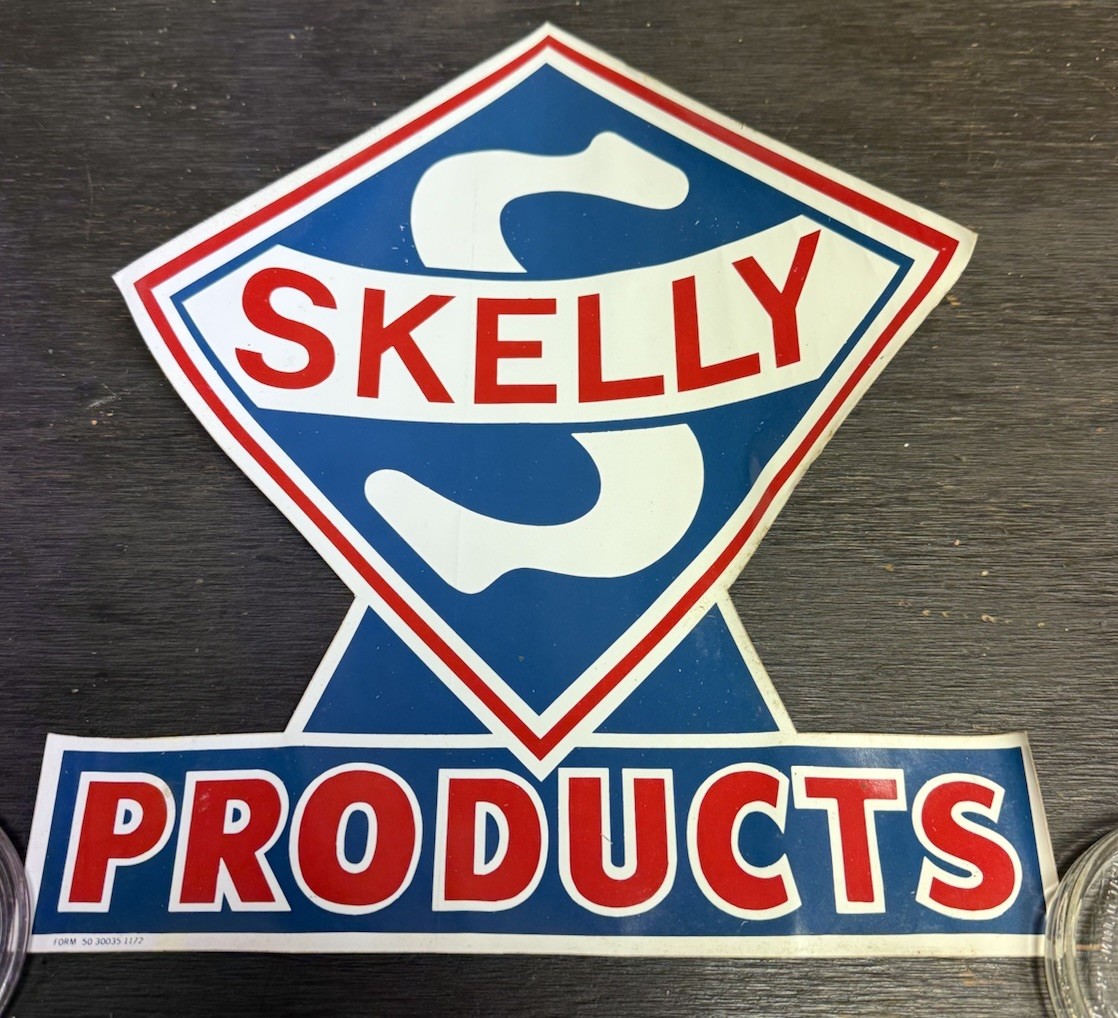 RARE Vintage SKELLY PRODUCTS Gas Pump Gas Oil Station Advertising Decal Sticker
