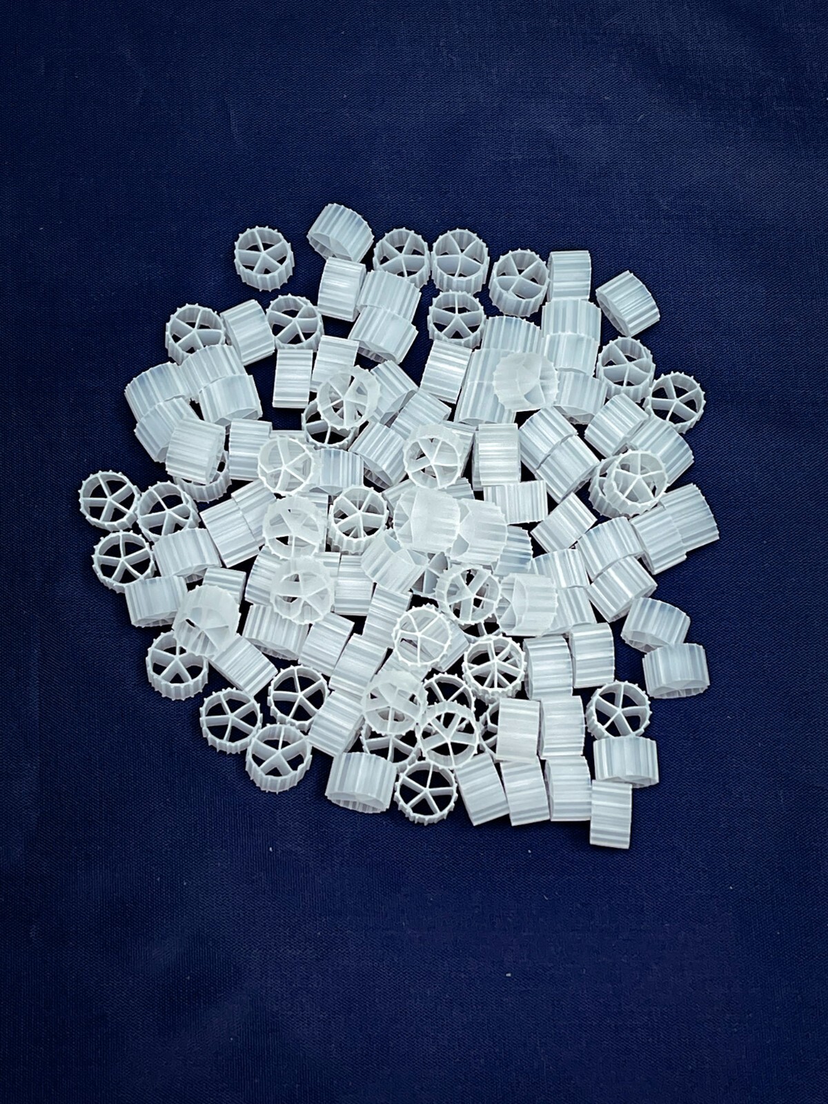 1 Gallon Bio Media Plus Filter Media Moving Bed Biofilm Reactor (MBBR)- K1/K2/K3