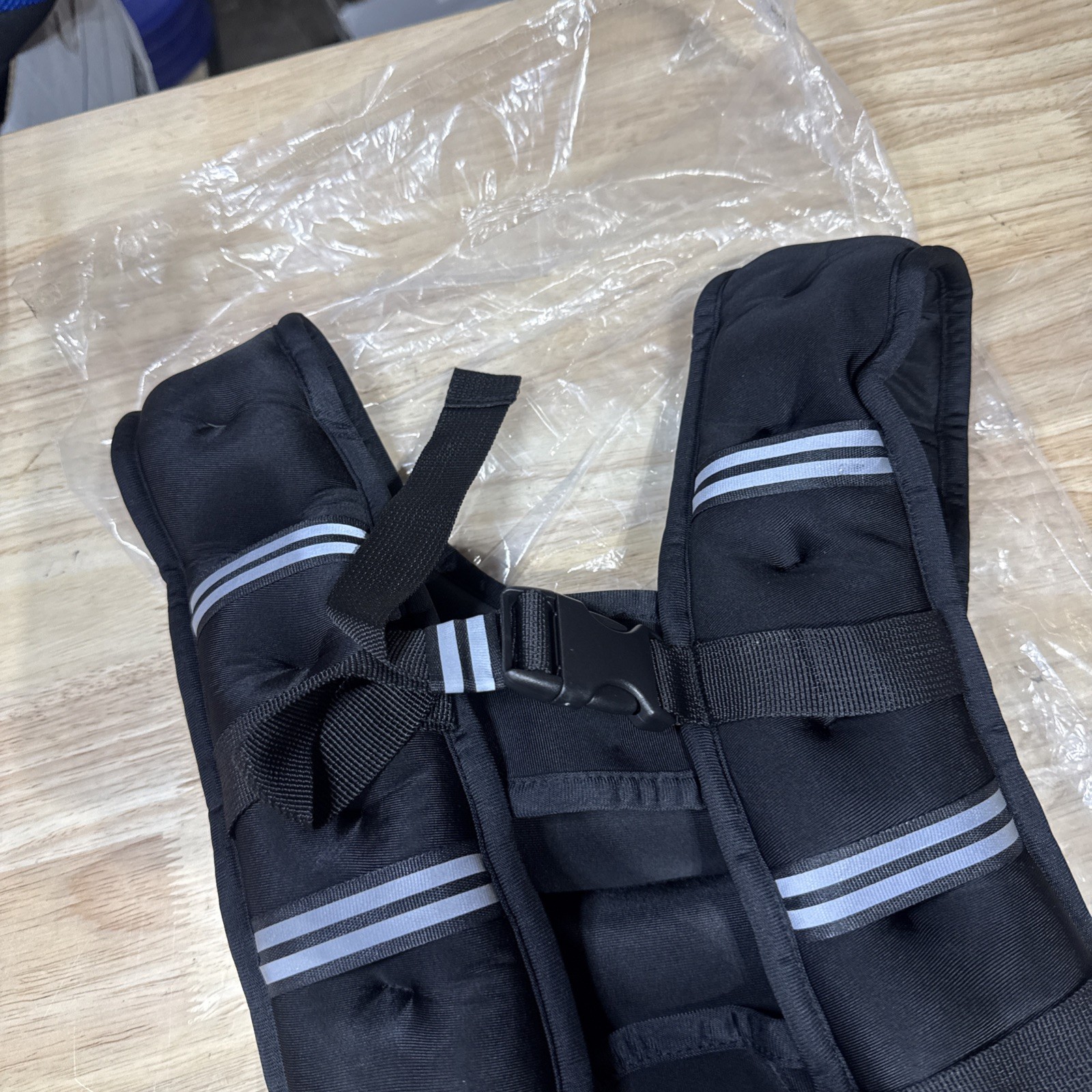 Weighted Vest Workout Equipment, 12LB Body Weight Vest for Men/Women