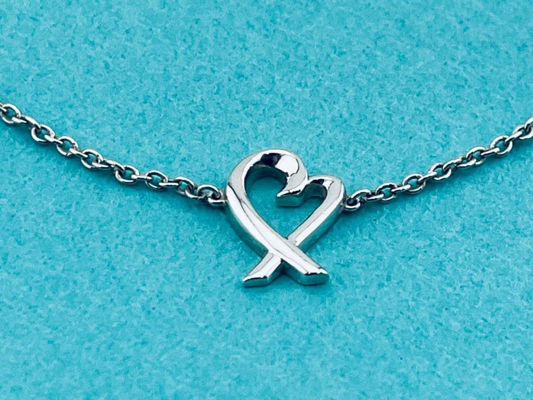 f103 Excellent condition Tiffany & Co. Loving Heart Bracelet Bangle 925