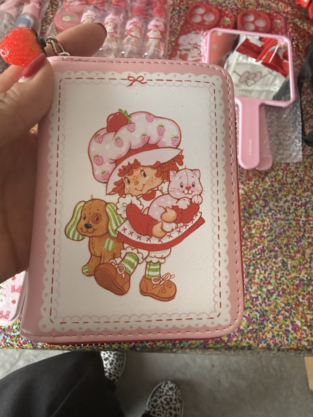 Strawberry Shortcake Credit CardHolder Small Wallet Zipper New