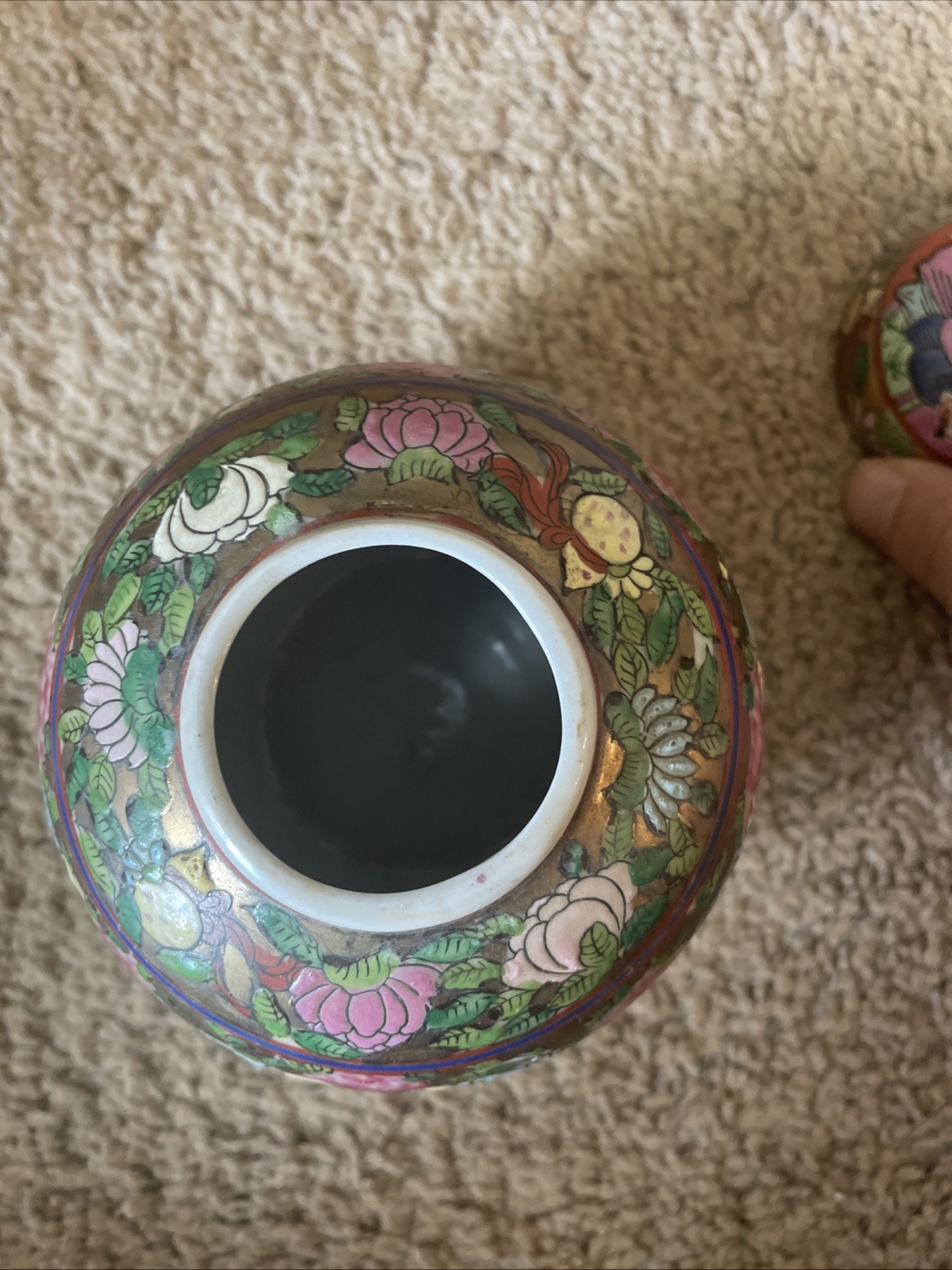 Rose Medallion Porcelain Ginger Jar Hand Painted Floral and Figures Vtg