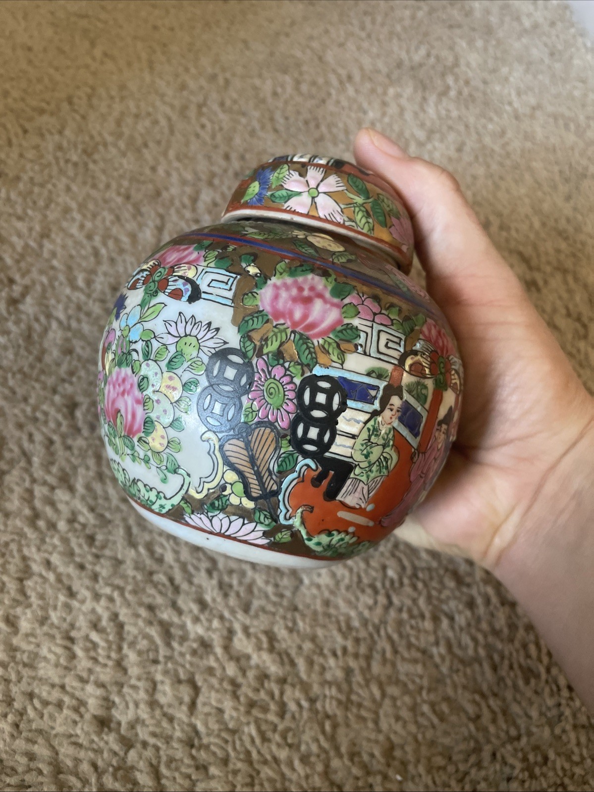 Rose Medallion Porcelain Ginger Jar Hand Painted Floral and Figures Vtg