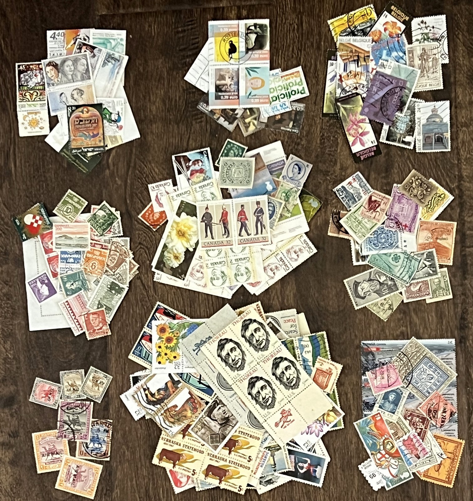 WORLDWIDE stamps-variety of years-set i-CLEARANCE-lots of stamps