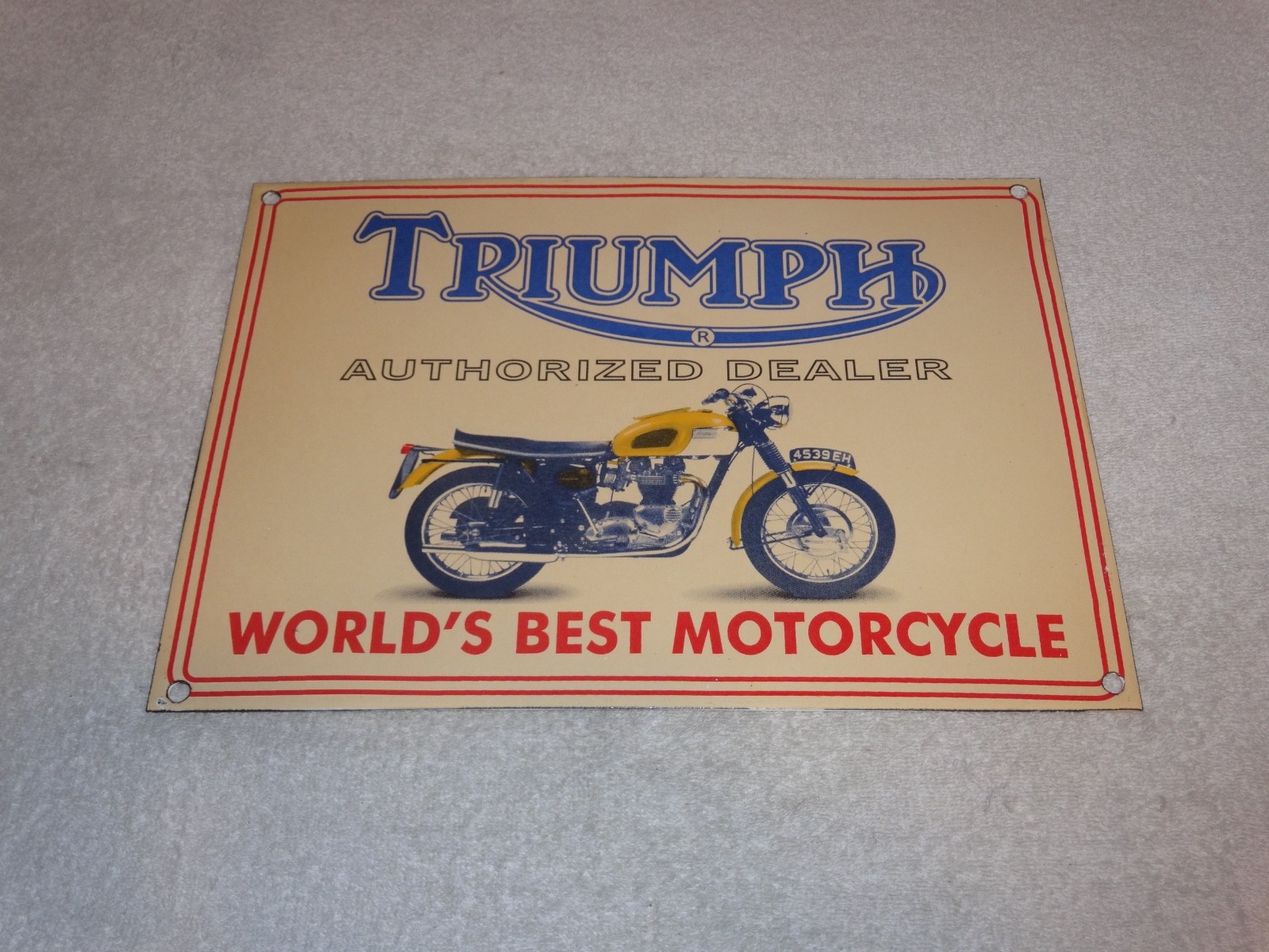 VINTAGE TRIUMPH MOTORCYCLES DEALER PORCELAIN METAL GASOLINE OIL SIGN!