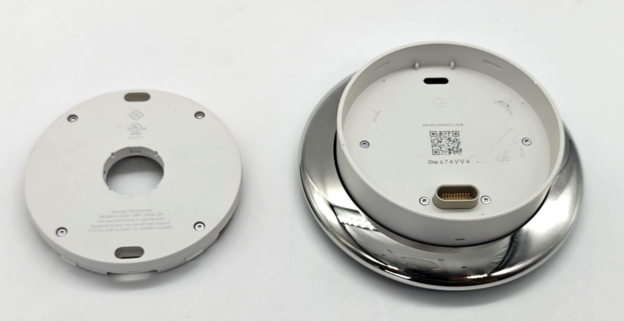 Google Nest Learning Thermostat 4th Gen Polished Silver w/ Wall Base Mount USED