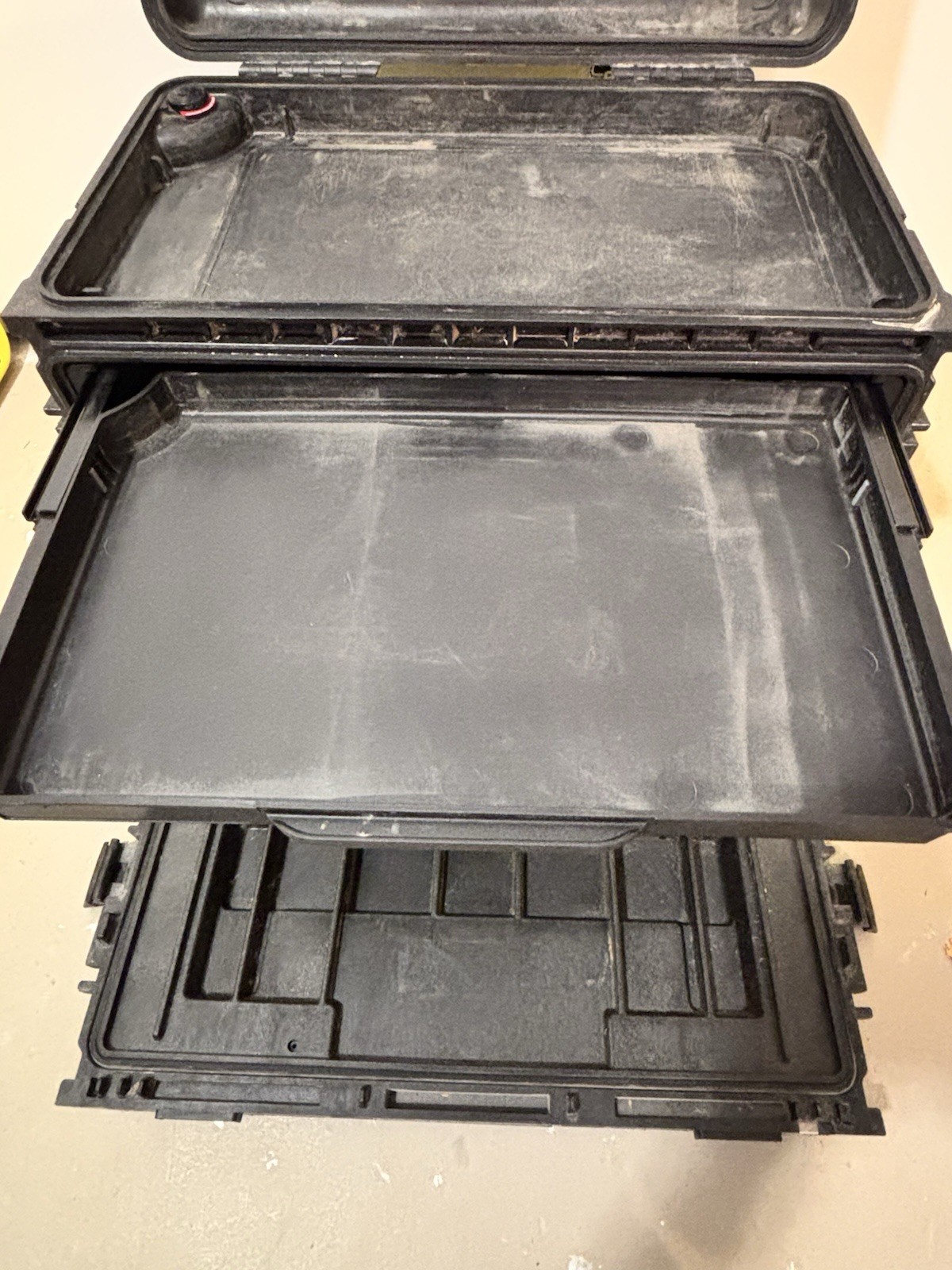 *ATTENTION MECHANICS* Pelican 0450 Tool Box 6 Drawer+ Top Tray, Great Condition