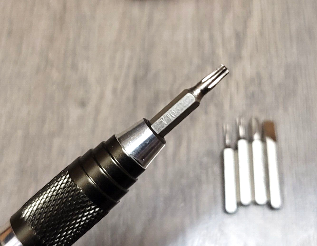 Kershaw TX-Tool Magnetic Bit Driver w/ Bit Storage in the Handle & Pocket Clip