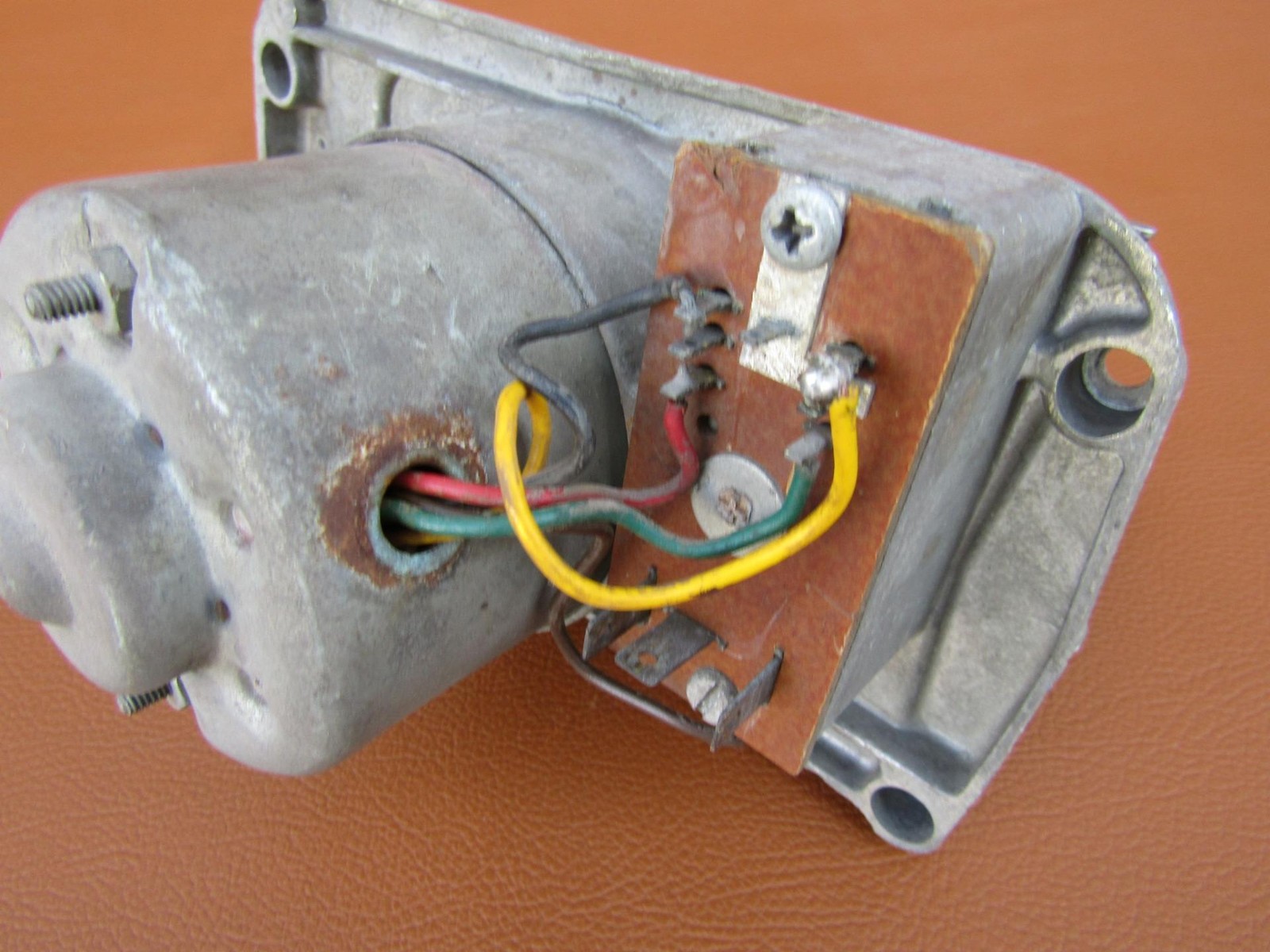 1958 Chevy Impala Nice Orig GM 2-speed Electric Windshield Wiper Motor 5044306