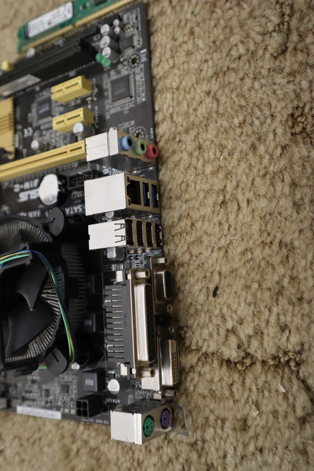 ASUS Motherboard H81M-C LGA 1150 3.0 USB W/ CPU Intel i3-4130 3400Mhz I/O Shield