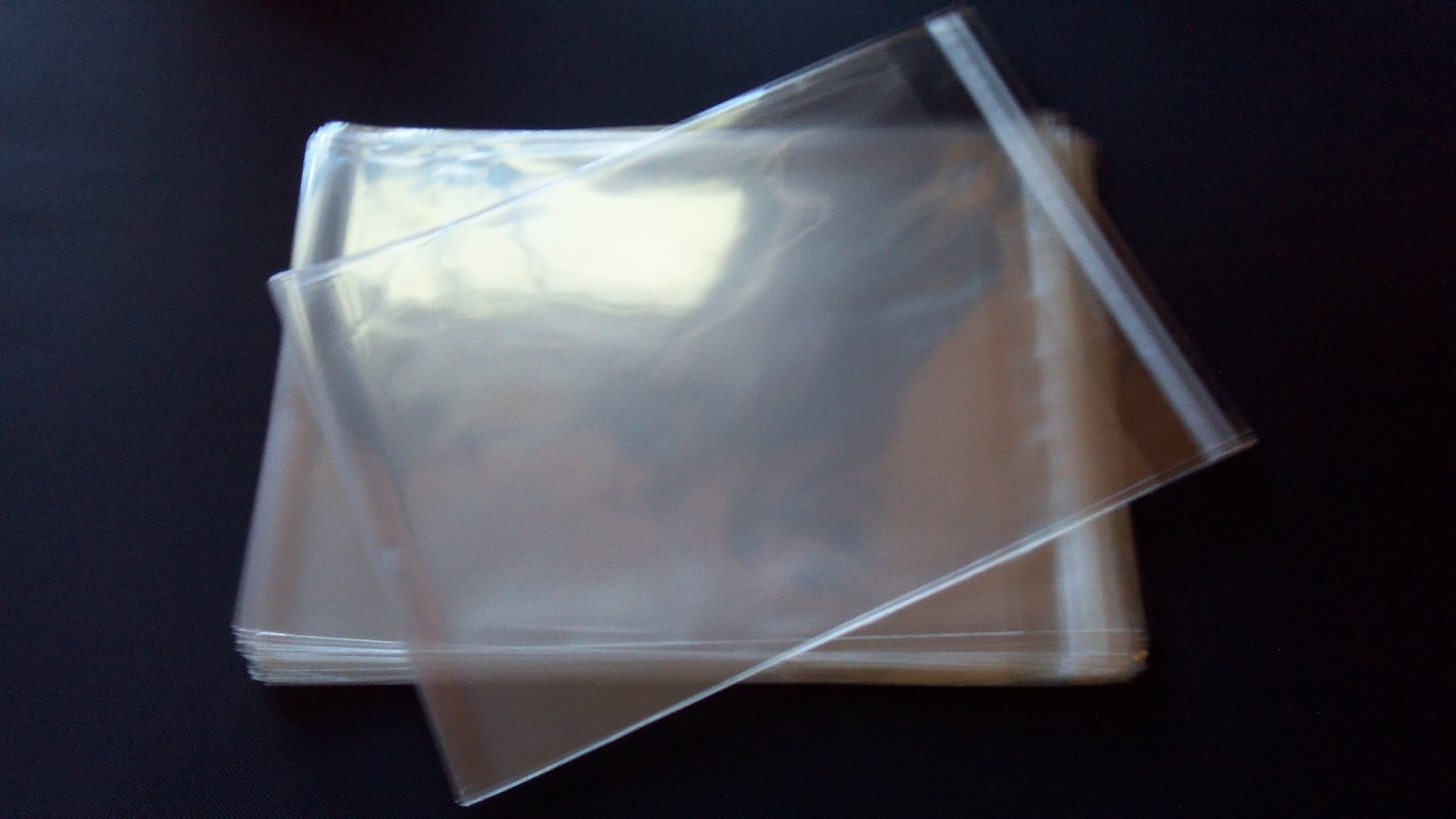 100 6 x 9 Crystal Clear Resealable Poly/Cello Bags Sleeves Self Seal