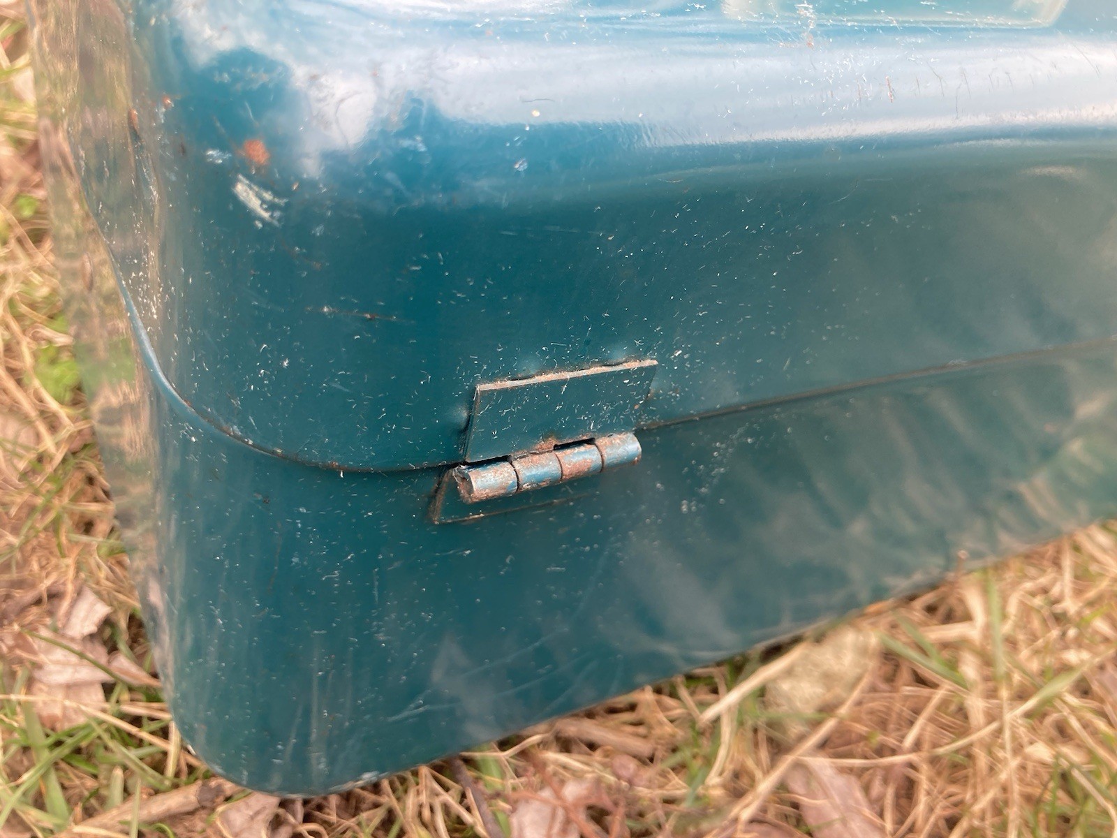 VTG 40’s-60’s Union Steel Chest 5314 Teal White Handle Empty toolbox/tacklebox