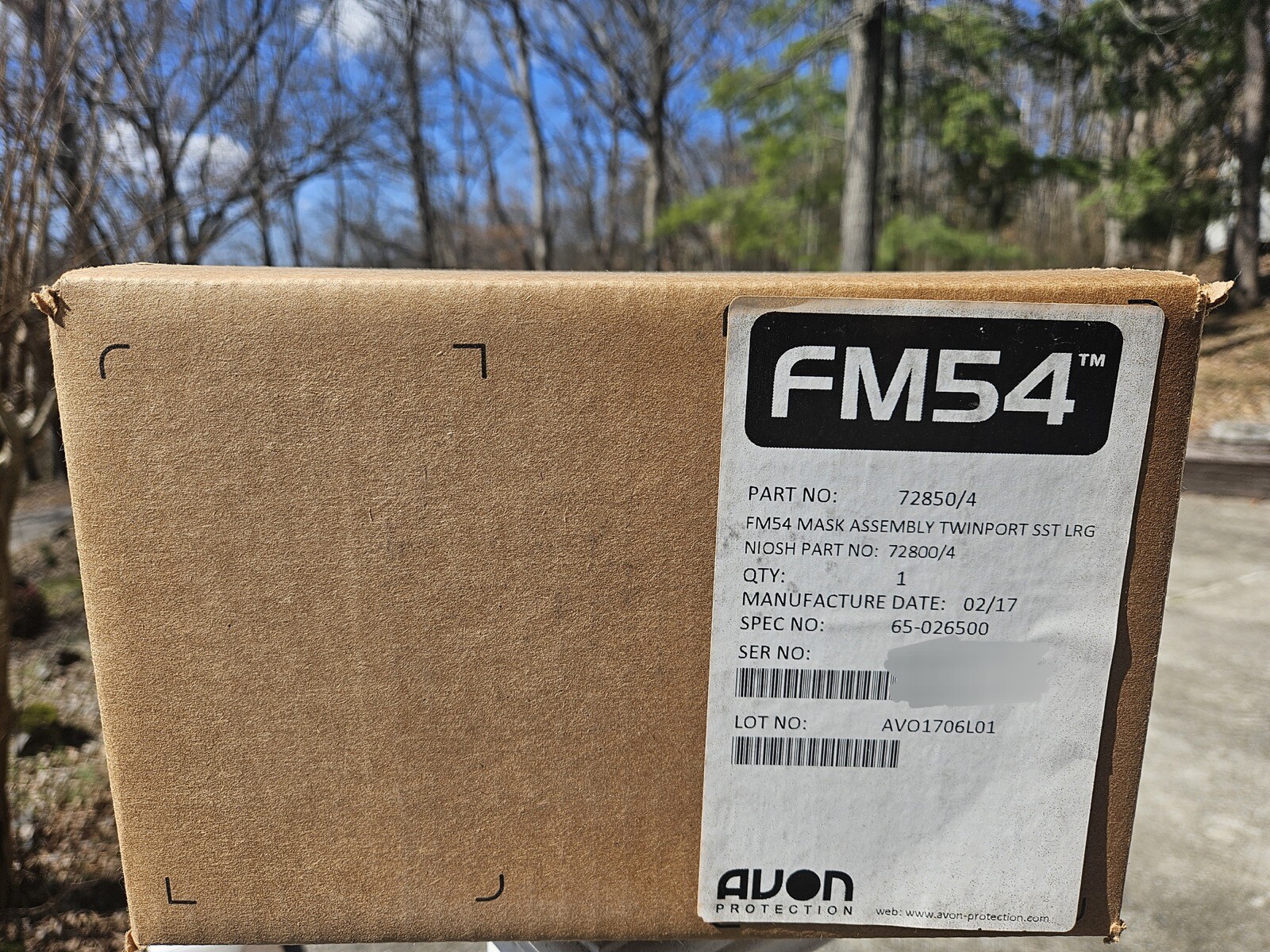 New Avon 72850 FM54 Protective Twin Air Port Mask - Large