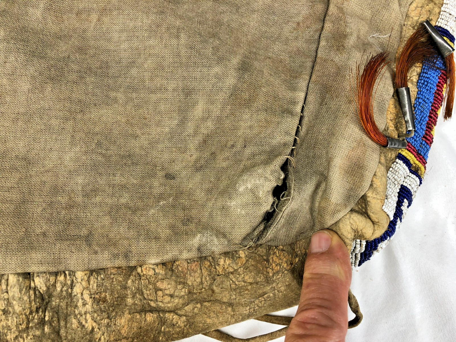 ANTIQUE LATE 1800'S SIOUX TEEPEE BAG OR SADDLE BAG W/ QUILL & BEADED DECORATIONS