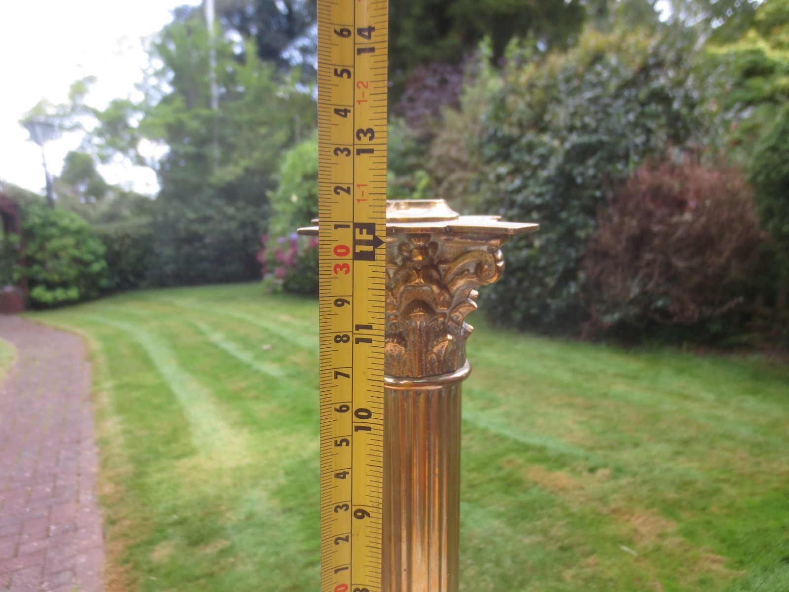 Antique Brass Corinthian Column Oil Lamp Brass 12" In Height