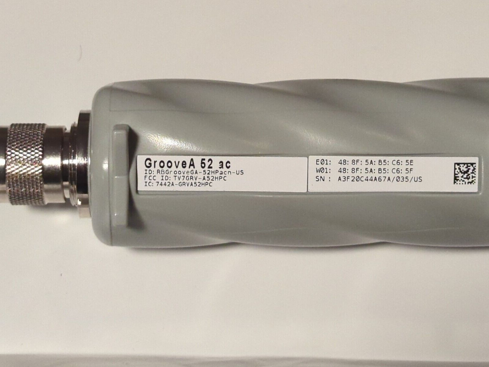 Mikrotik GrooveA-52HPacn-US RouterBoard 2.4/5GHz W/ NEW ANTENNA / GIGABIT POE