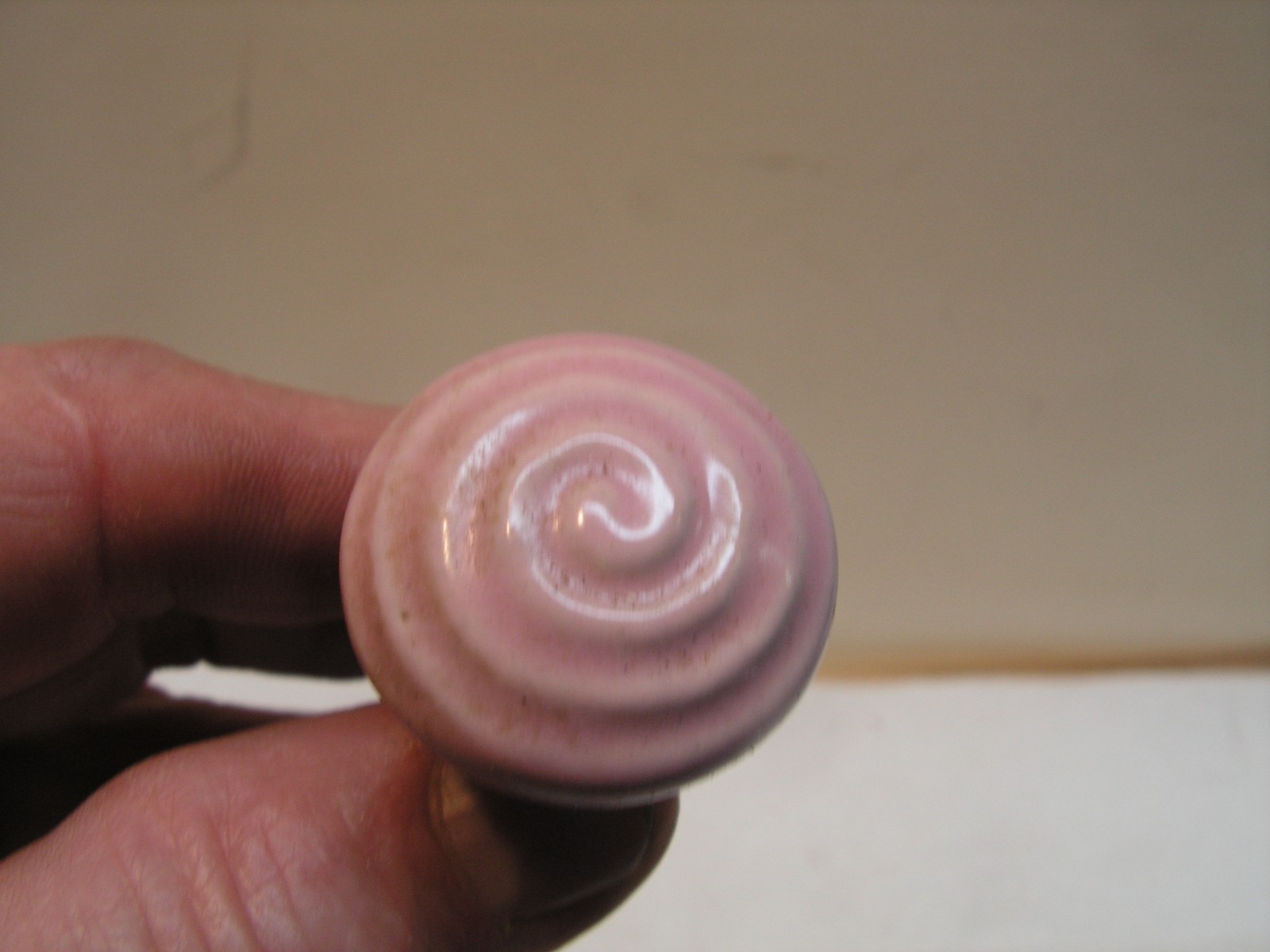 4 Vintage Porcelain Drawer Pull Handle PINK SPIRAL Cabinet Knobs NICE!