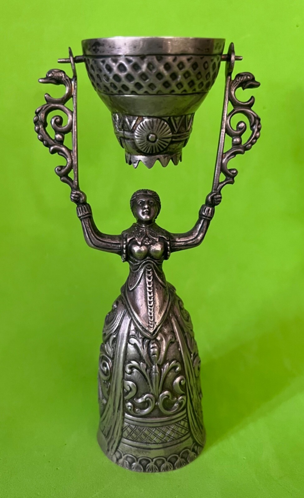 FINE GERMAN SILVER WAGER OR MARRIAGE CUP
