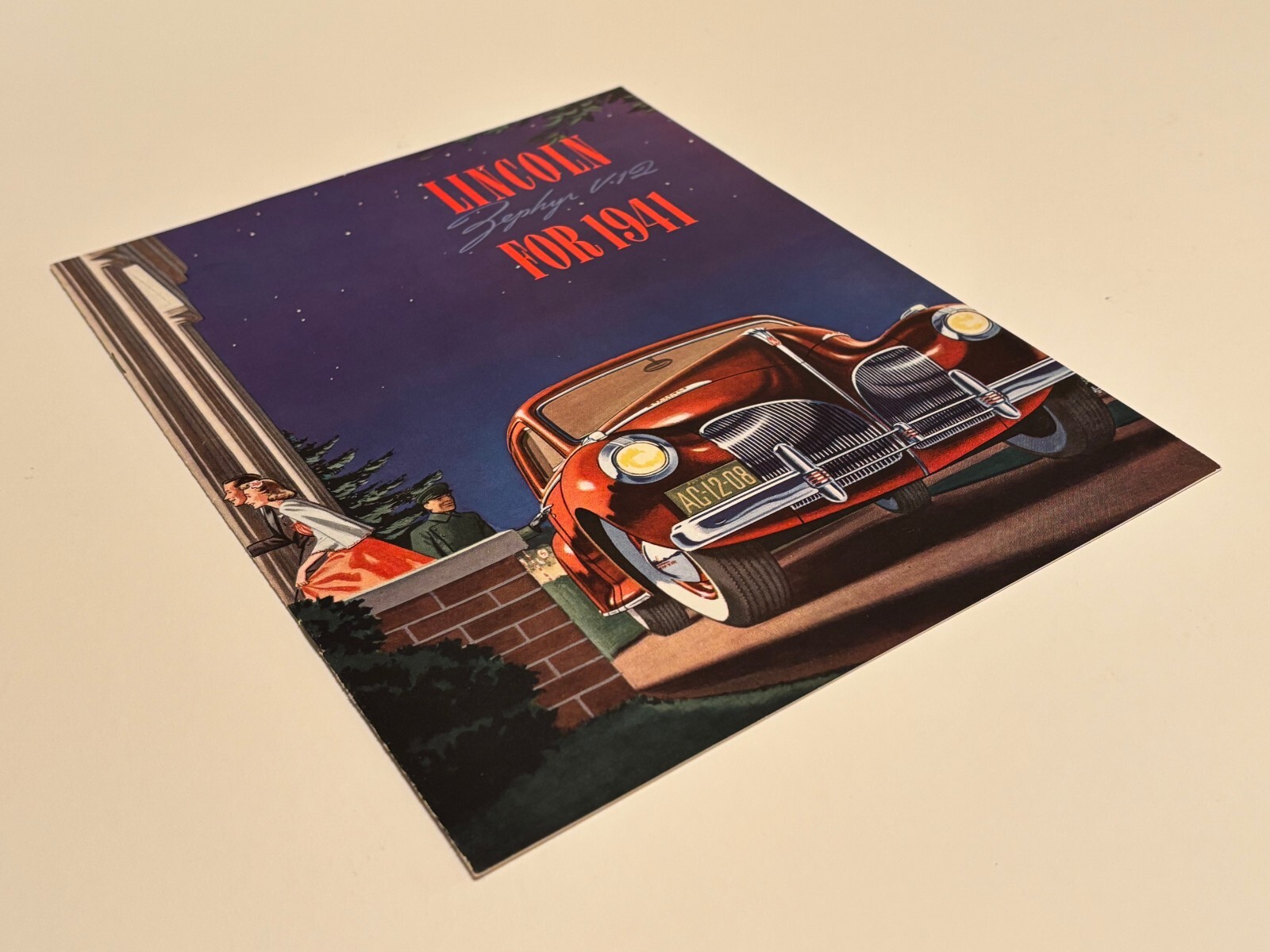 1941 LINCOLN ZEPHYR V-12 SALES BROCHURE CATALOG ORIGINAL VERY GOOD CONDITION
