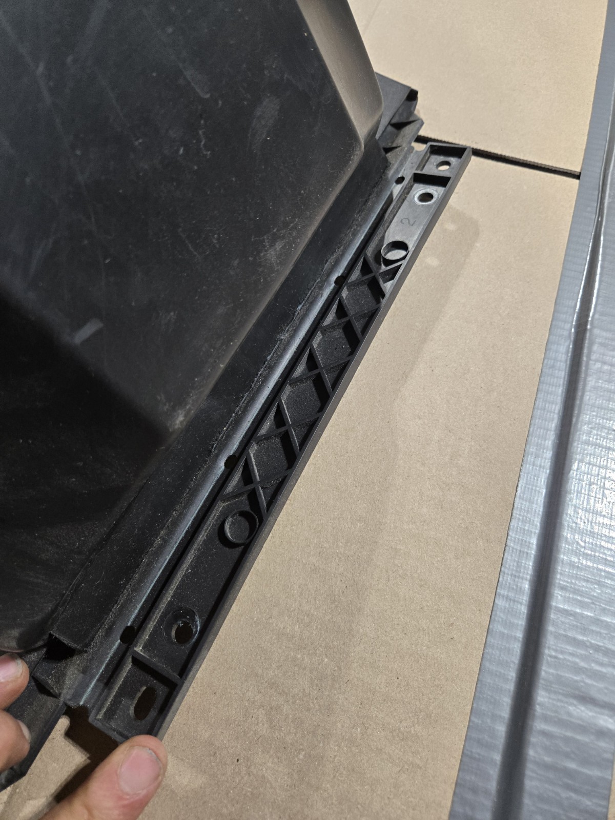 2001-2007 Ford Escape Glovebox Glove Box Compartment Assembly OEM Black W/key