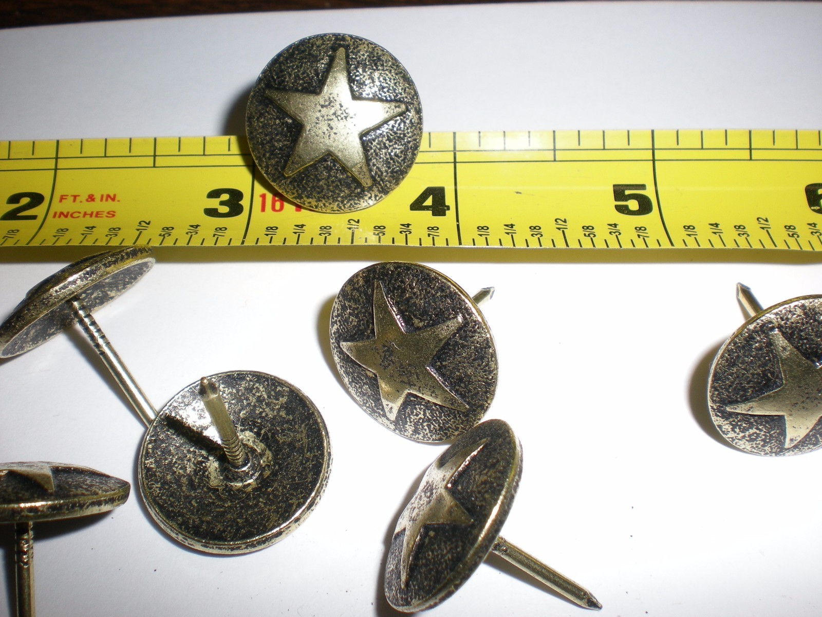 Antique Brass Western Style Star LARGE 3/4 INCH Head Nail/Upholstery Tack Pkg 10