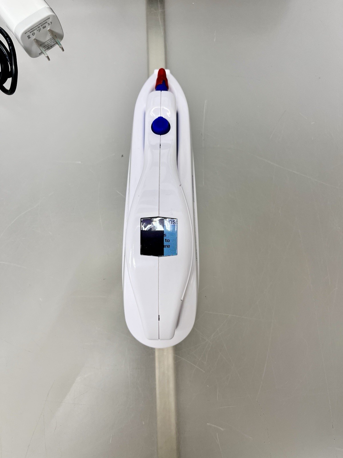 Reichert iPac Pachymeter w/ Charging Cradle, Case