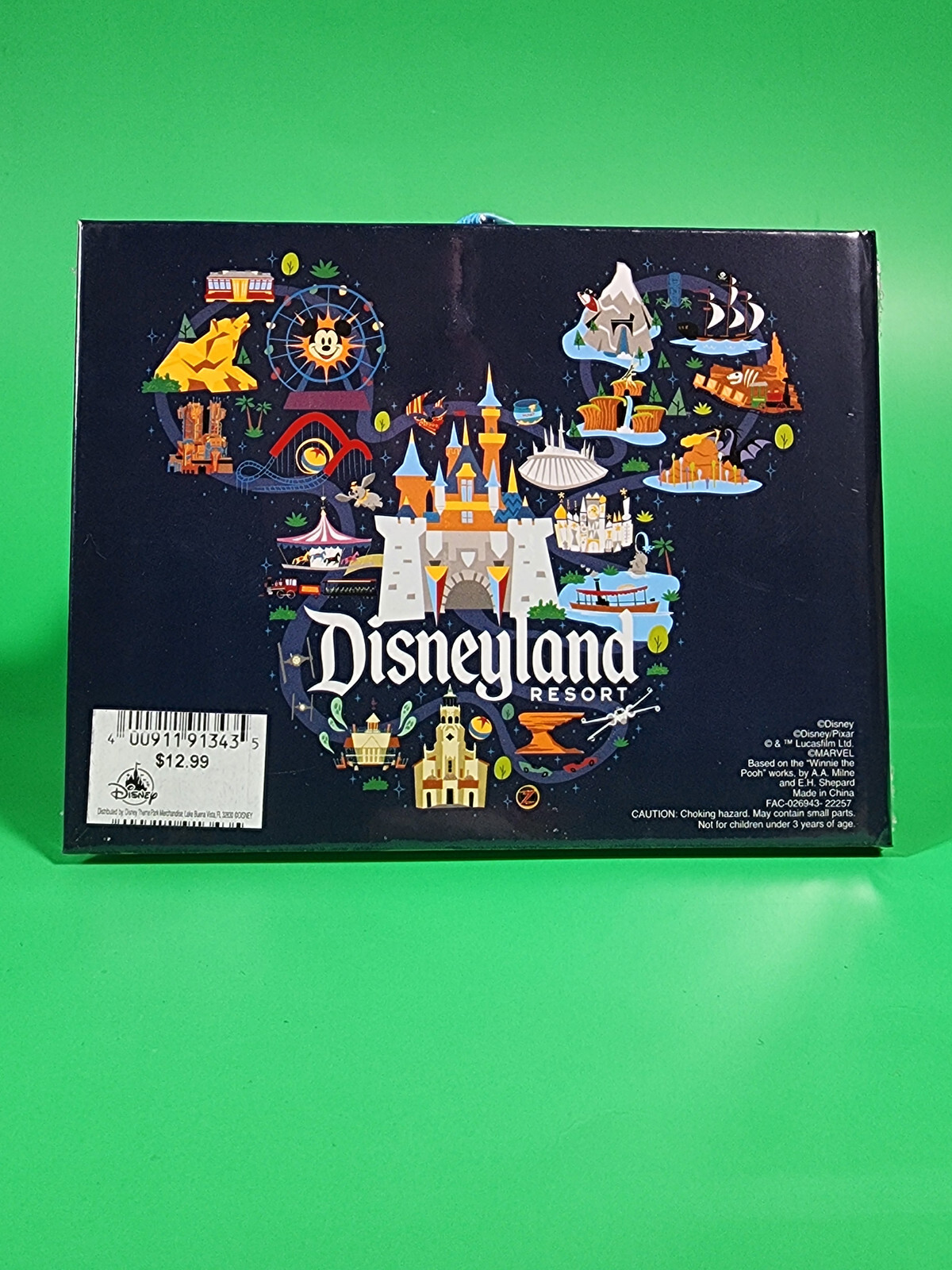 Disneyland Resort Official Autograph Book New Park Authentic Mickey Minnie Goofy