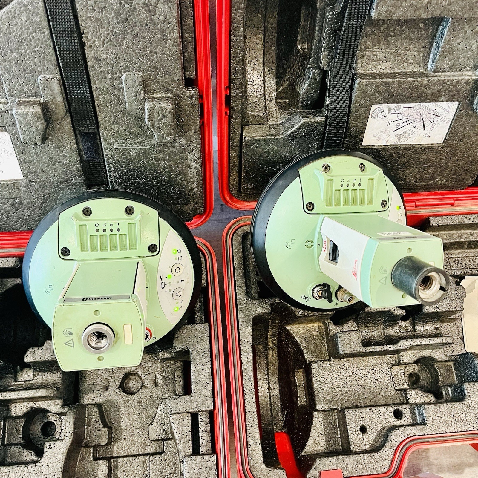 Leica Dual GS15 GPS GNSS RTK Base & Rover KIT with CS15 Field Controller