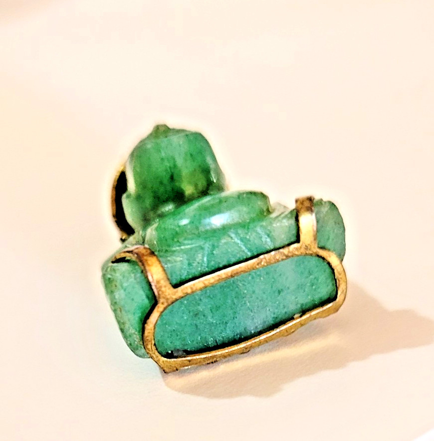 14K Yellow Gold Jade Ruby Buddha Pendant Vintage 1" Tall