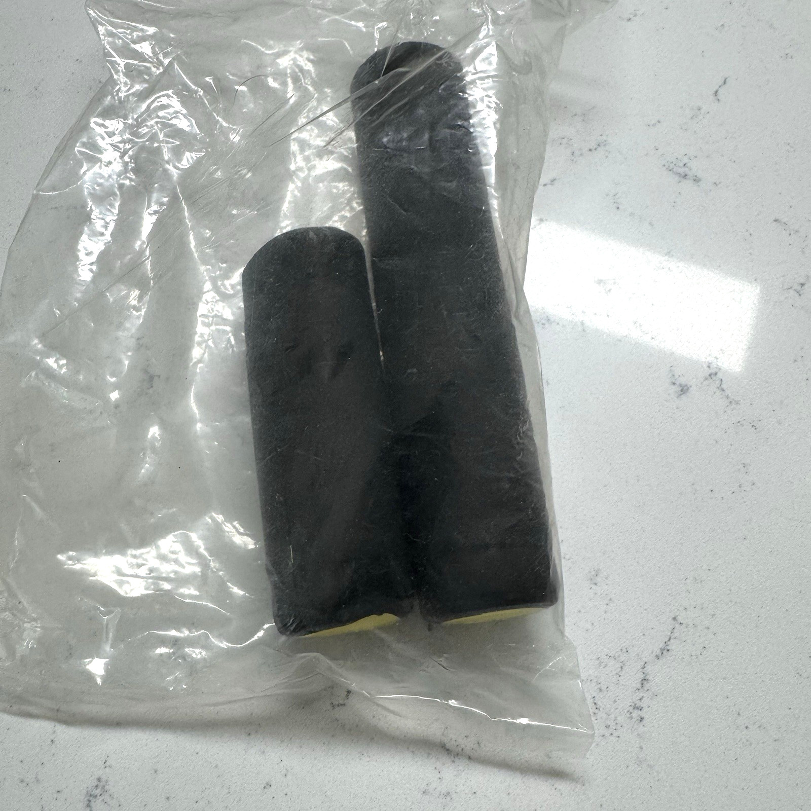 4 Pack 750ml Green Wine Bottles with Double Lever Corker Corks & Shrink Caps