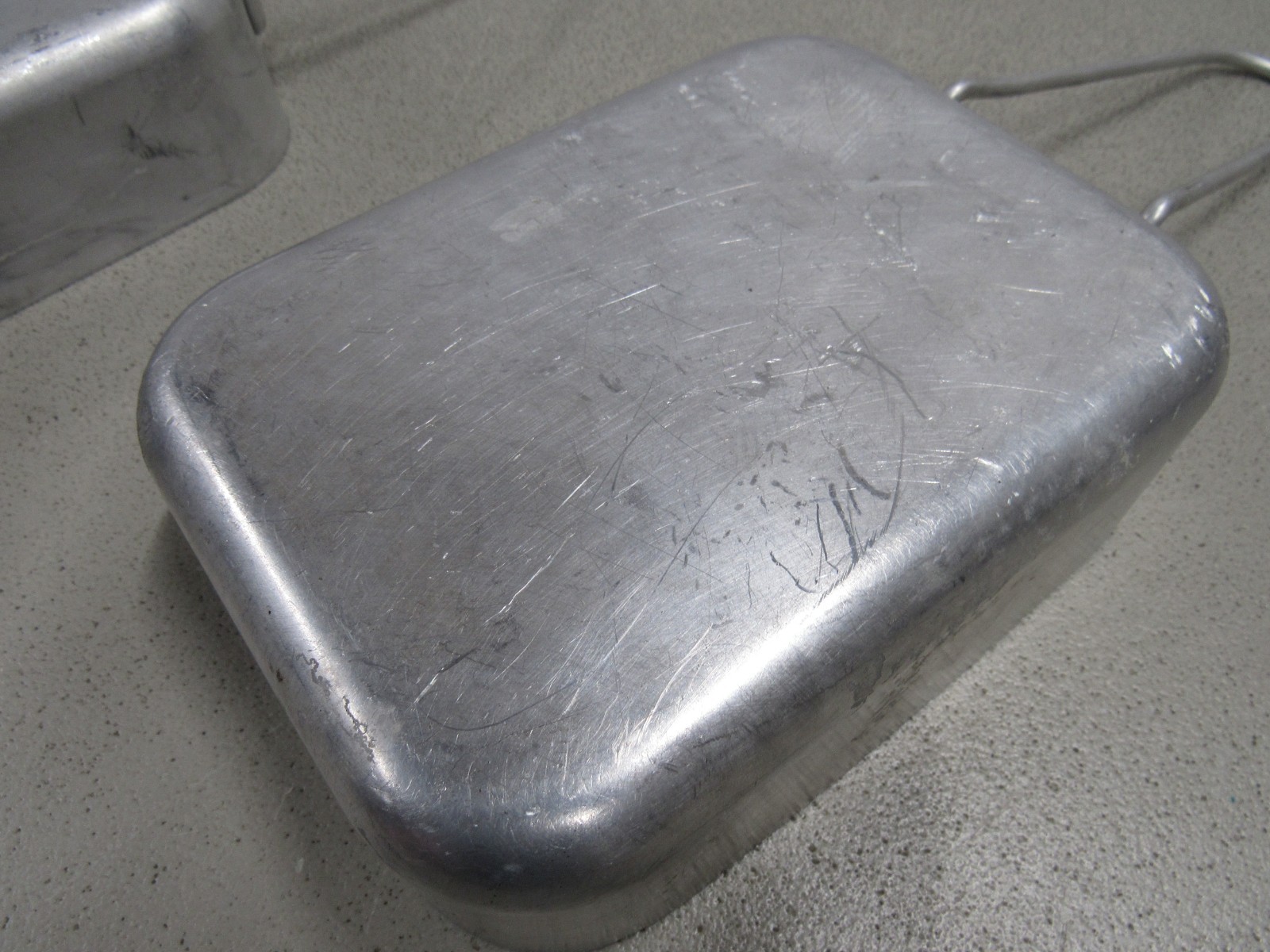 1981 Dutch Military Mess Kit Cooking Set 2 Piece Aluminum Pans Marked KL 81