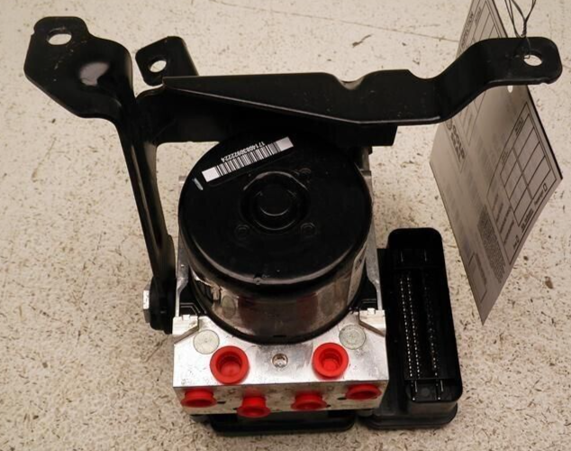 2012-2017 Chevy Equinox Terrain ABS Anti-Lock Brake Pump Control Module Assembly
