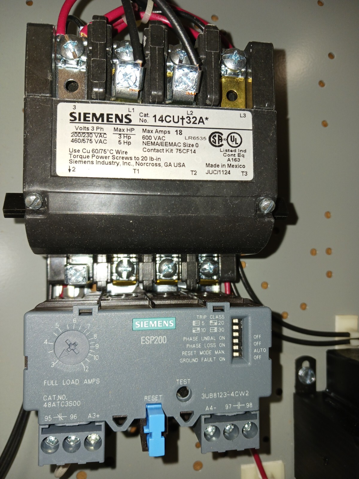 NEW SIEMENS SIZE 0 ENCLOSED MOTOR STARTER COIL 24 VAC 14CU+32* 14CUC32BJ